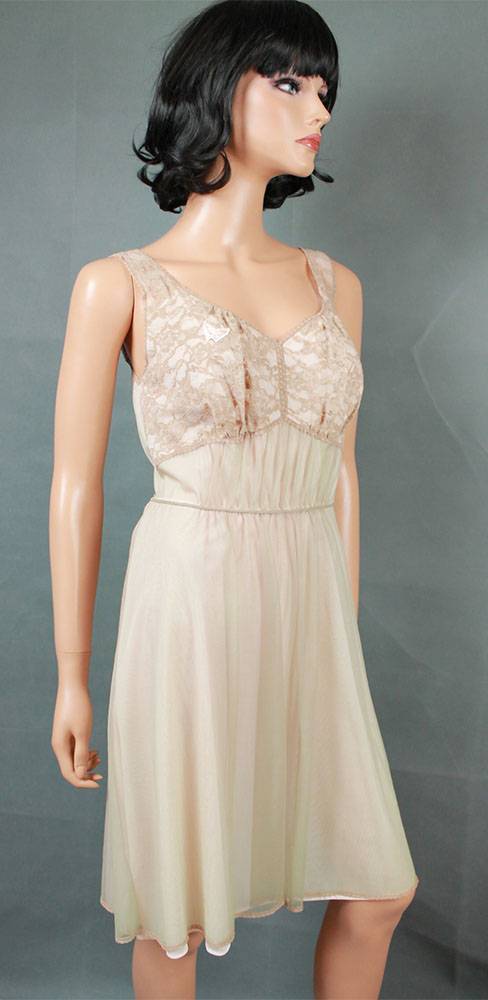 Vintage Peignoir Set Sz XS S Beige Lace Green Chiffon Pink Short Nightgown Robe