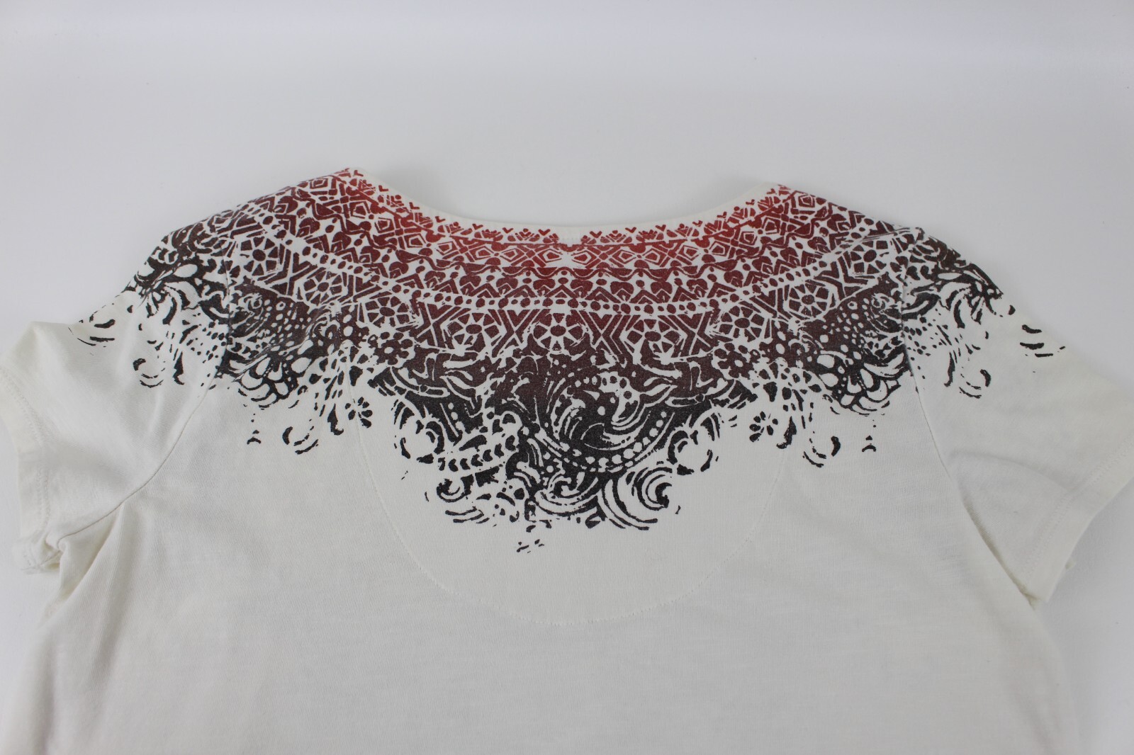 Zenergy by Chicos 96% cotton 4% spandex top