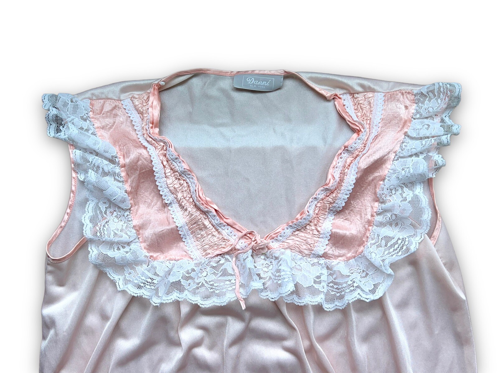 Vintage Womens Danni Of New York Nylon Nightgown Sleepwear Lingerie Size Large