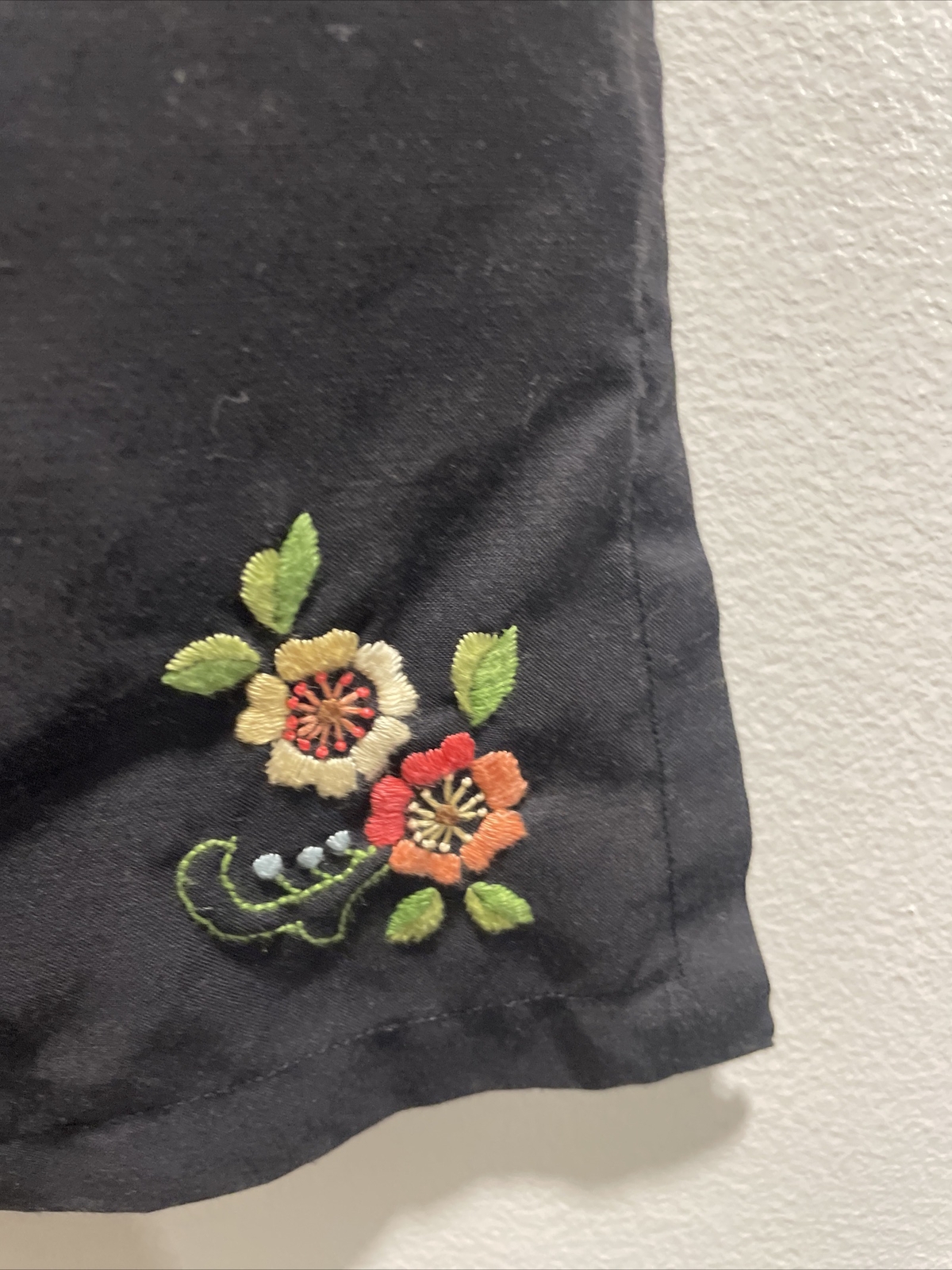 Vintage Daffodil Top Women’s SM Asian Oriental Chinoiserie Embroidered Floral