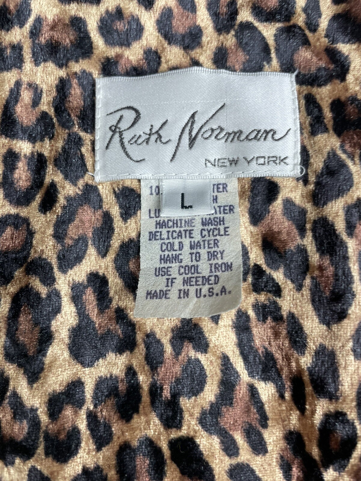 Ruth Norman New York House dress Robe Large Caftan Leopard Print Zipper Tassel