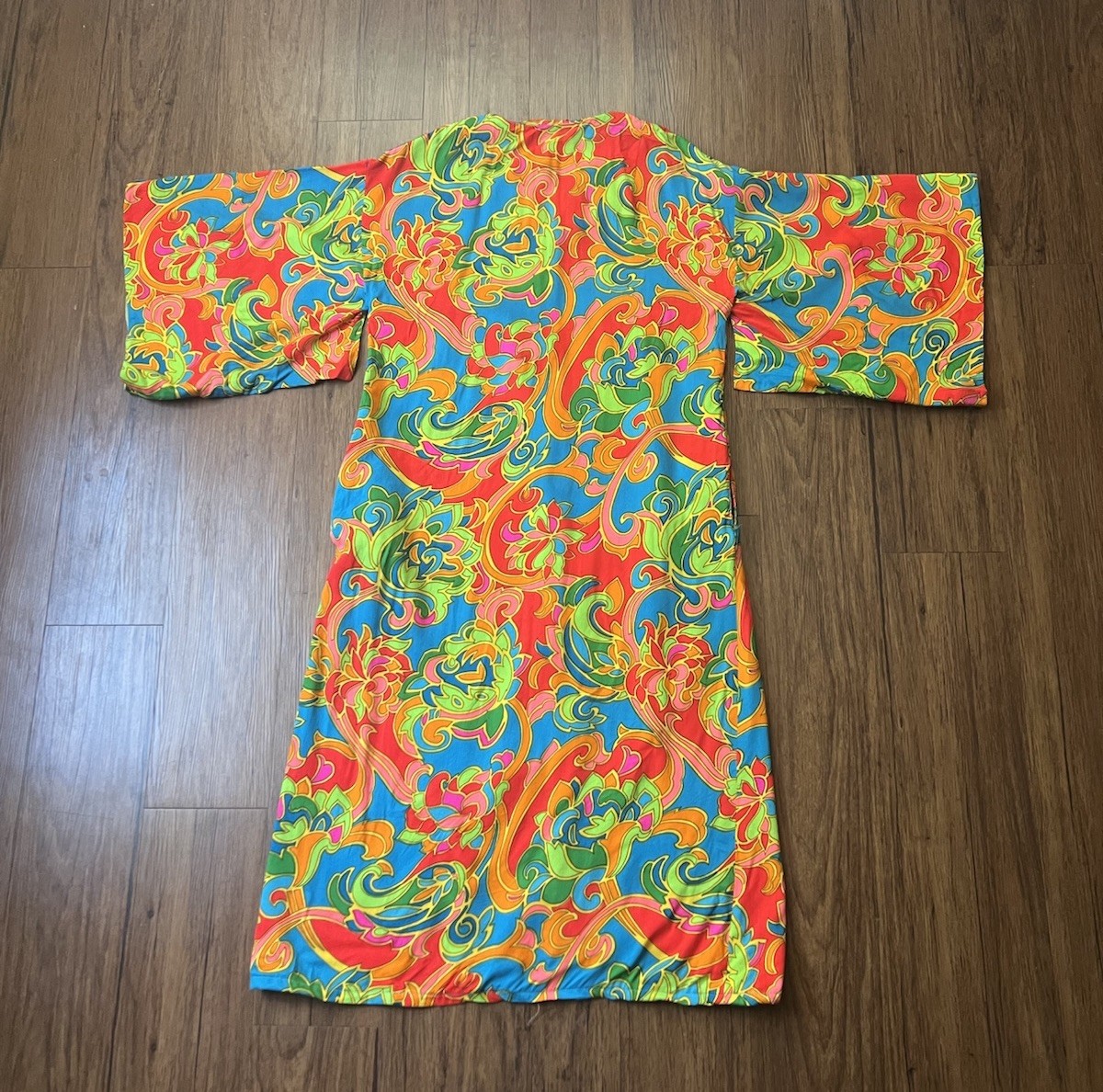 Vintage 70s Bergdorf Goodman Dress Maxi Winged Kaftan Psychedelic Vibrant Retro