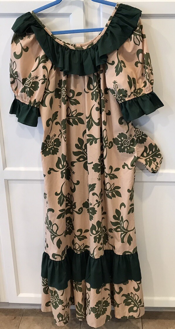 Vintage Lucky You Hawaii Pink Beige & Green Ruffle Hem Puff Sleeve Maxi Dress 2X