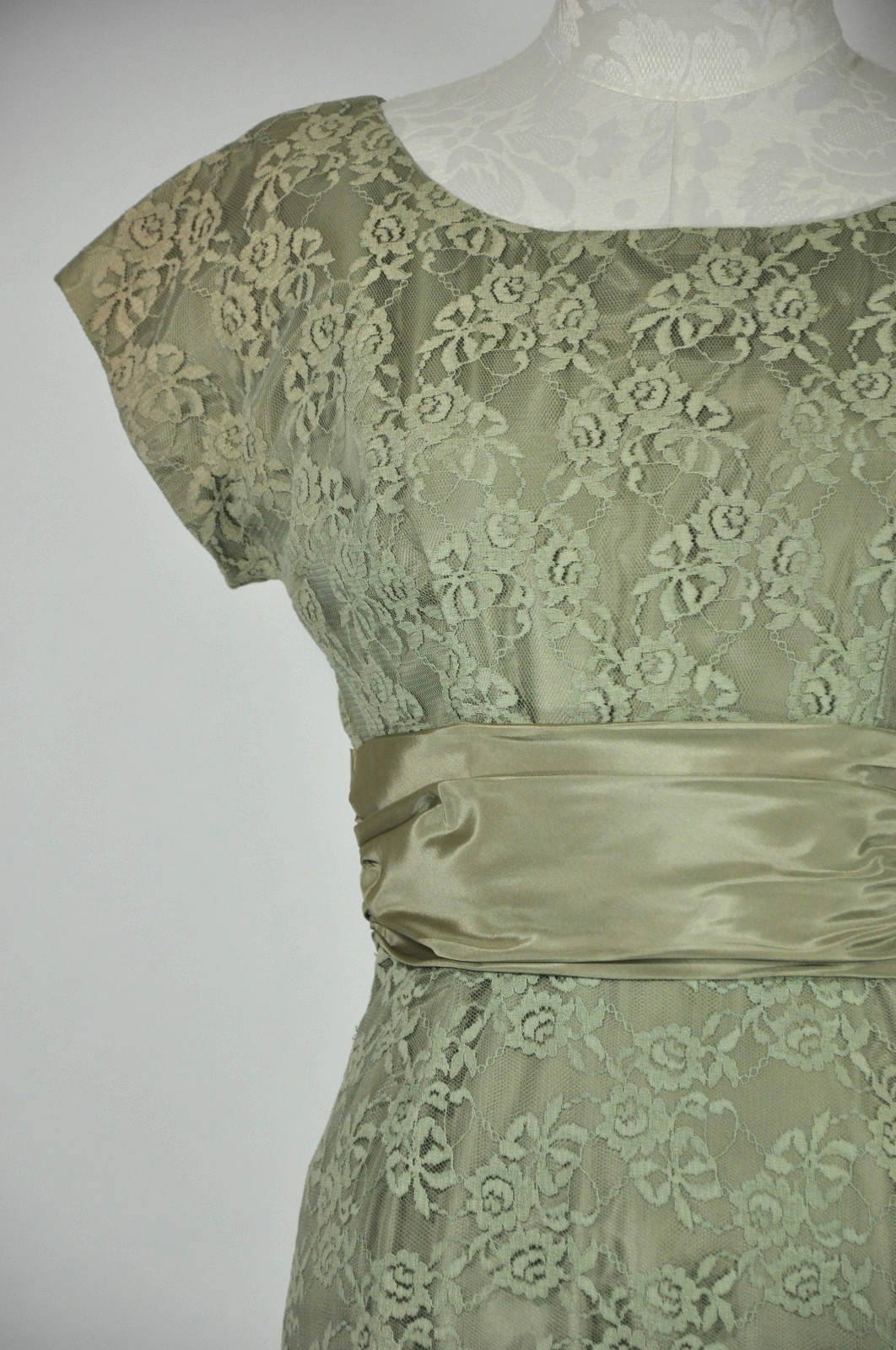 60s Vintage Sage Green Floral Lace Midi Sheath Wiggle Cocktail Dress Women XS S