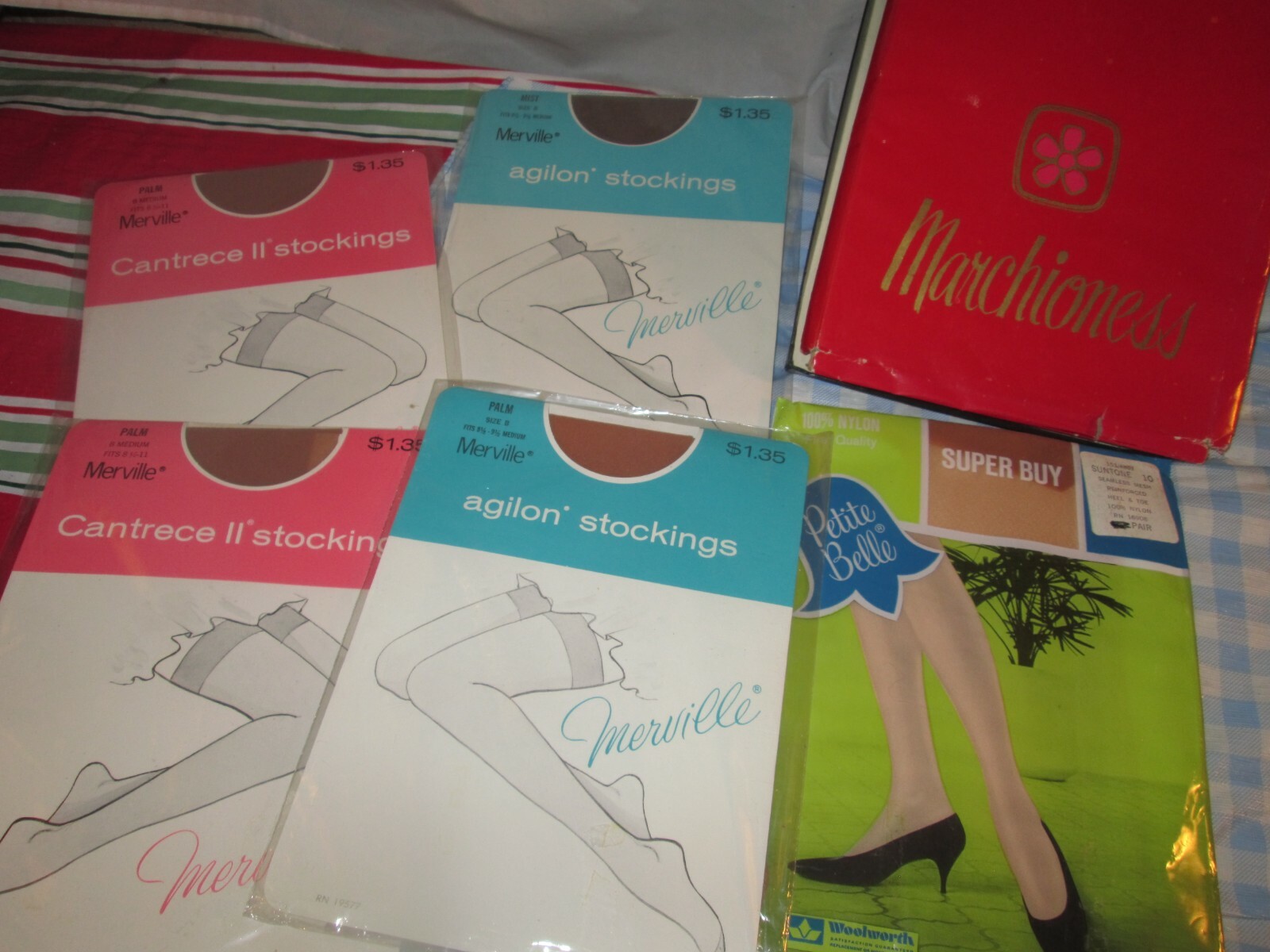 5 pr Vtg lot NOS Merville Agilon stockings nylons sun tone palm Size 8 1/2 -10