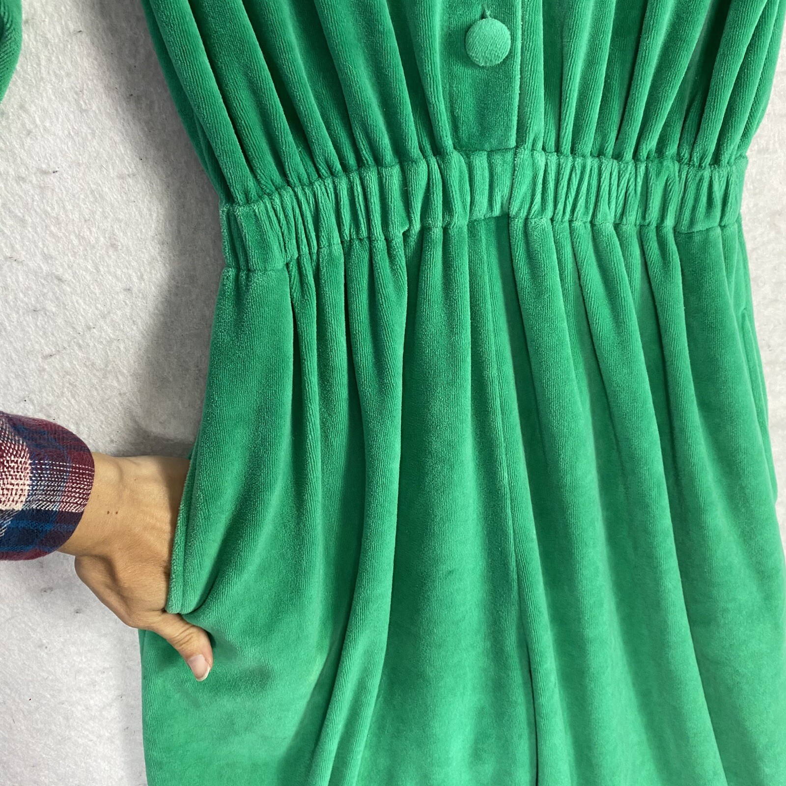 VTG Green Velour Jumpsuit Button Up Long Sleeve S 80s 90s Pockets High Rise