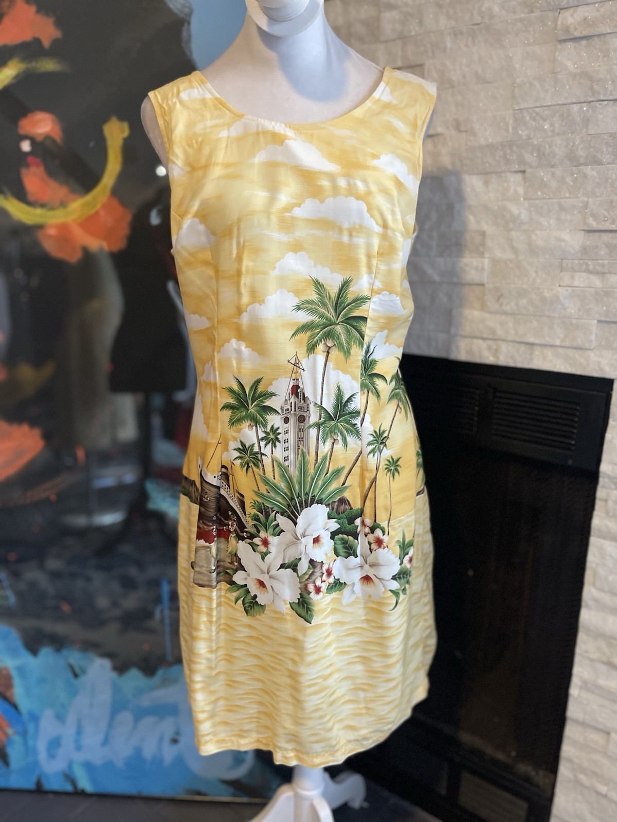 vintage hawaiian dress Yellow Hulu Dancers Size Medium Tropical Sun Dress