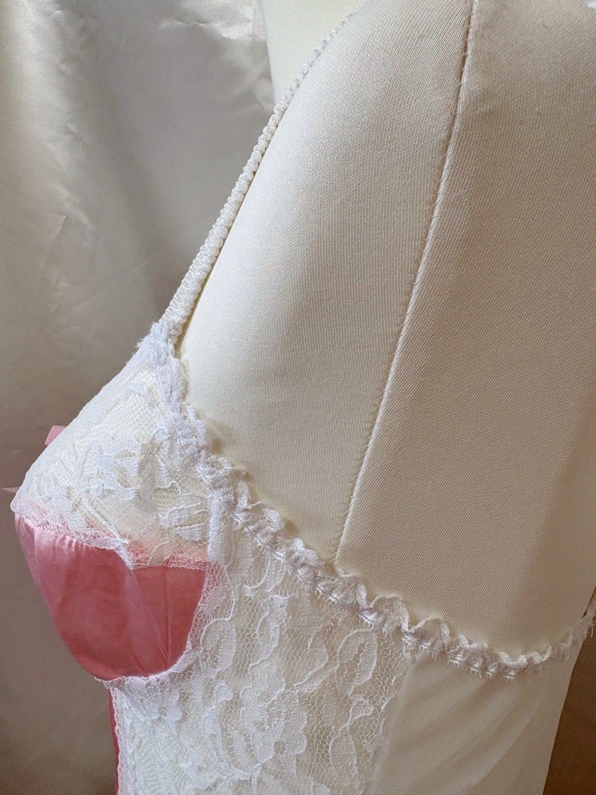 Vintage 80s Lace Pink White Lingerie Teddy Nightgown Romper Bodysuit USA Kawaii