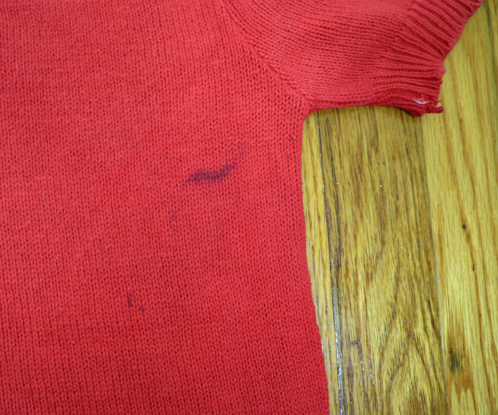 VINTAGE WOMEN’S SHORT SLEEVE SWEATER – RED – ROBERT SCOTT LTD – SIZE L