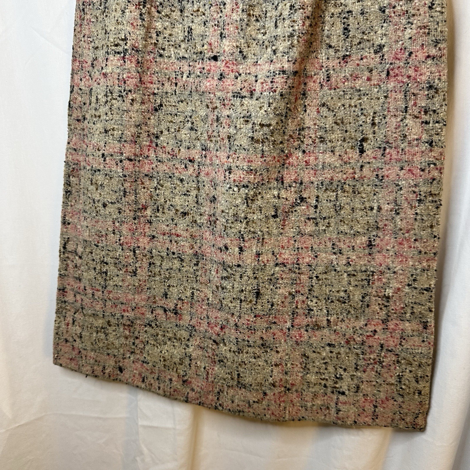 Vintage Tweed Wool Pencil Skirt Multicolor Pink Black Ladies Garment Union Label