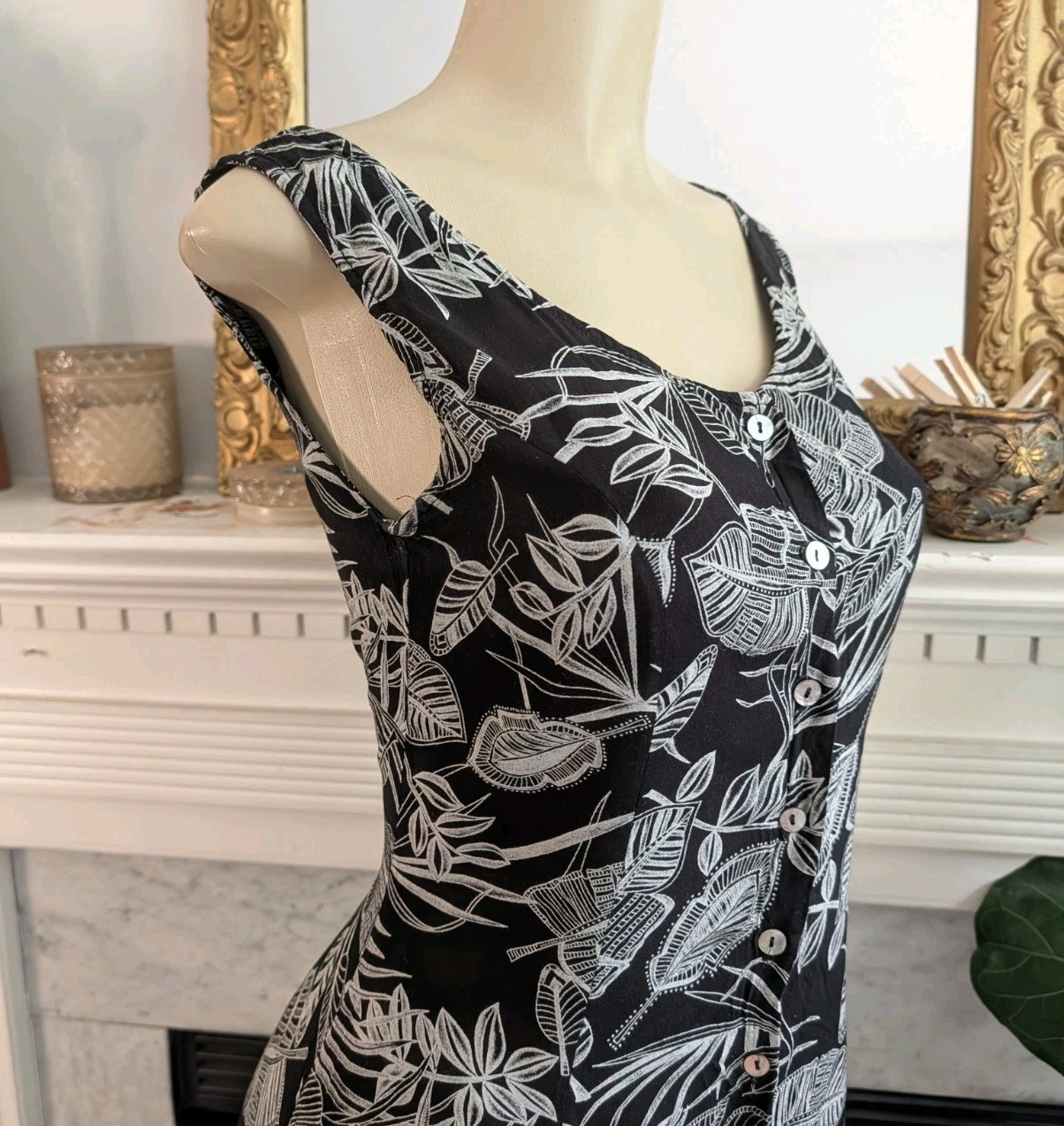 Vintage 90s Black Gray Graphic Shirtdress Size 8 Y2K Retro Tank Leaf Print