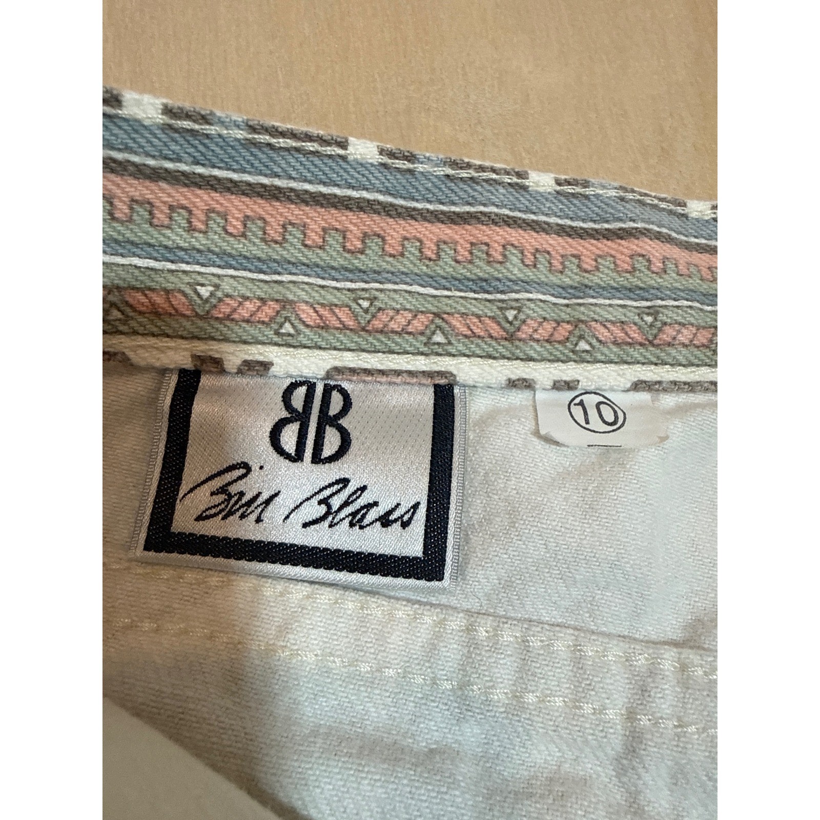 Vintage Bill Blass 80s High Waisted Southwestern Geometric Denim Shorts Size 10
