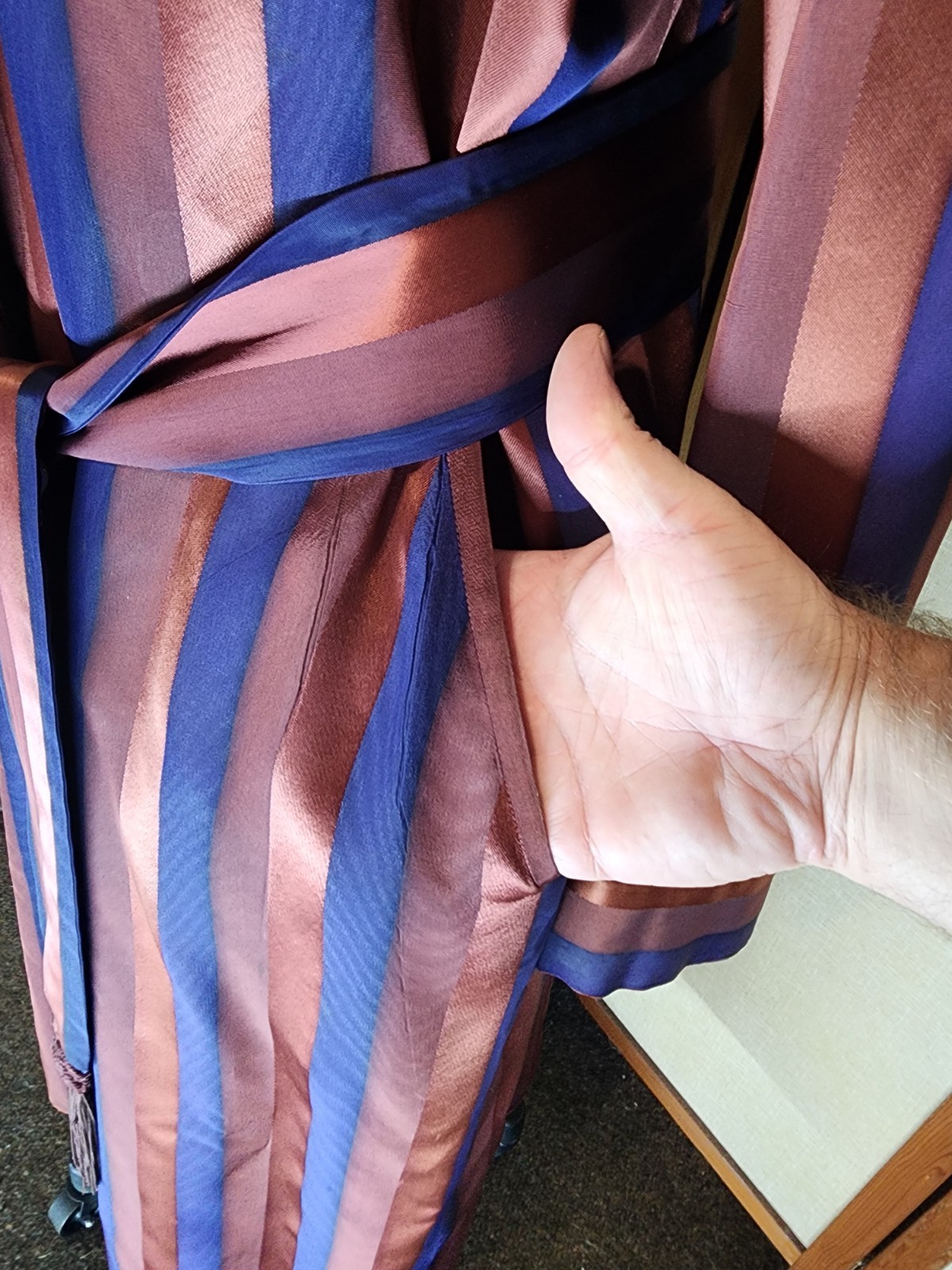 Royal Lounger Smoking Jacket 40s Maroon Blue Stripes Satiny Dressing Gown Deco
