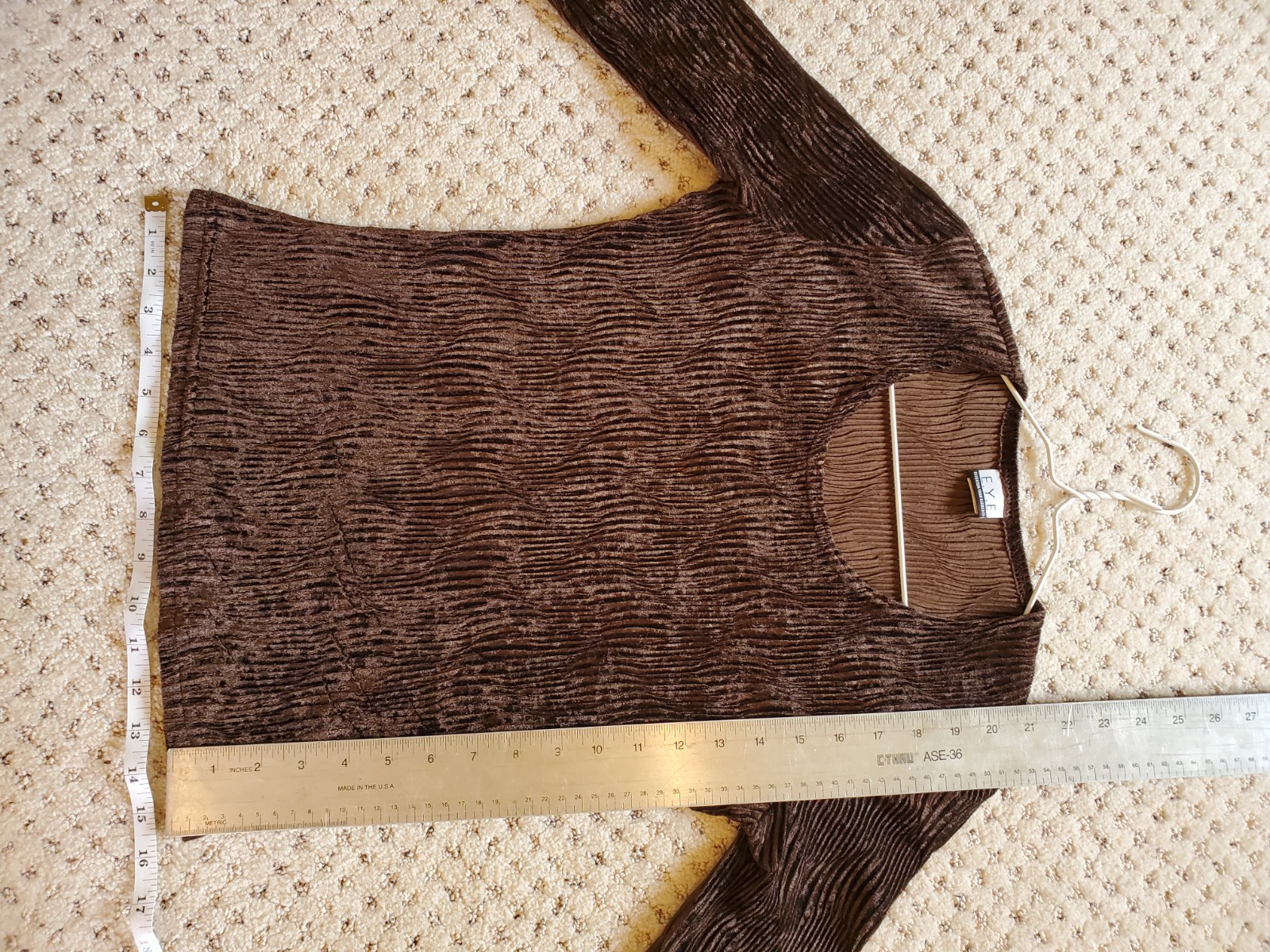 Vintage 90’s E.Y.E Essential Yarn Elements Brown Velvet Like Small Top Blouse