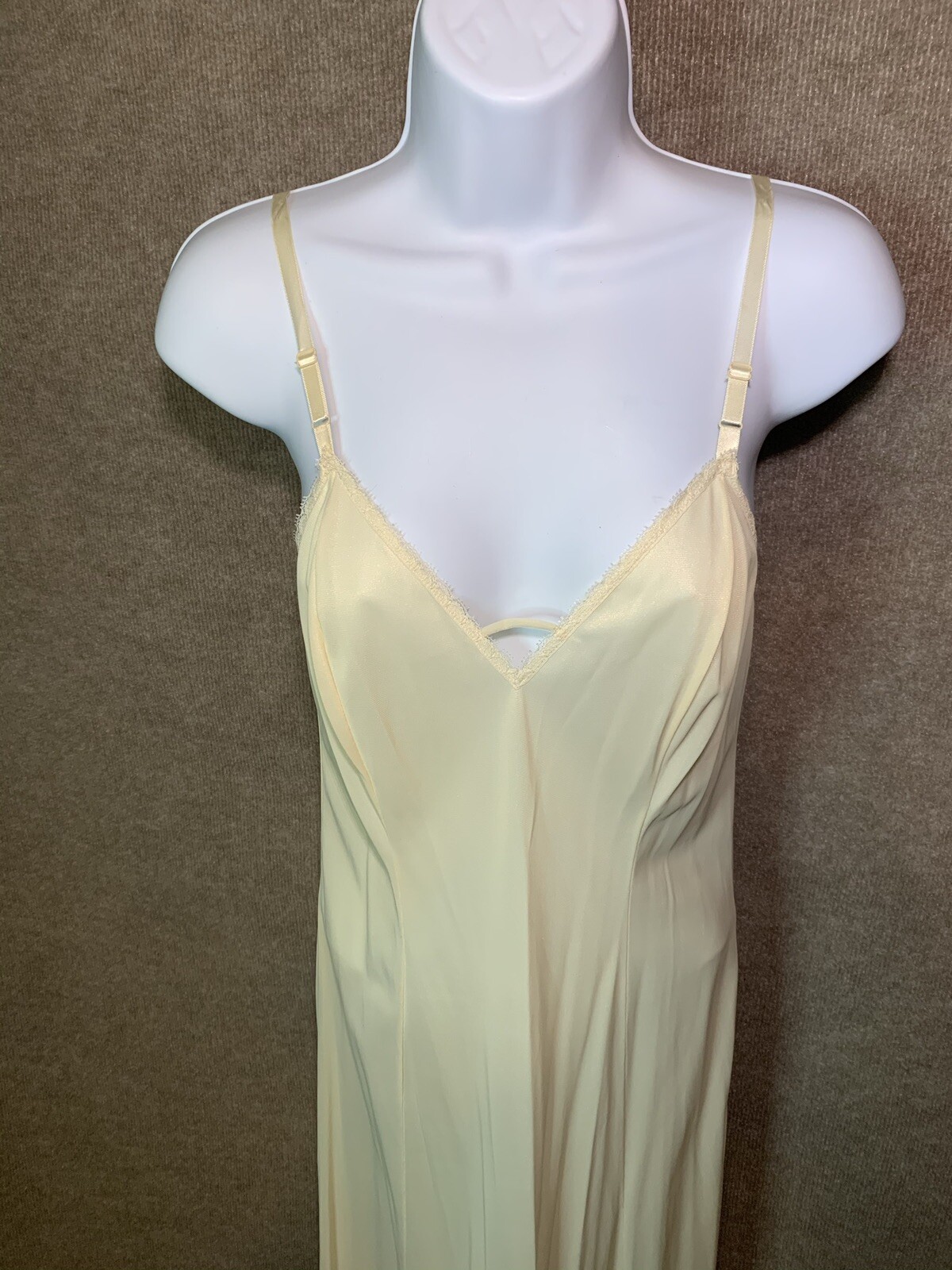 Vtg Nightgown S 32 Robe Peignoir Set Gown Silky Nylon Nude Empire Egyptian Long