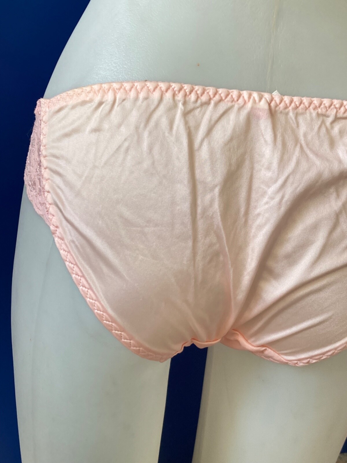 Vintage Bombshell Jill St John Lace Bikini Panties Peach Pink M