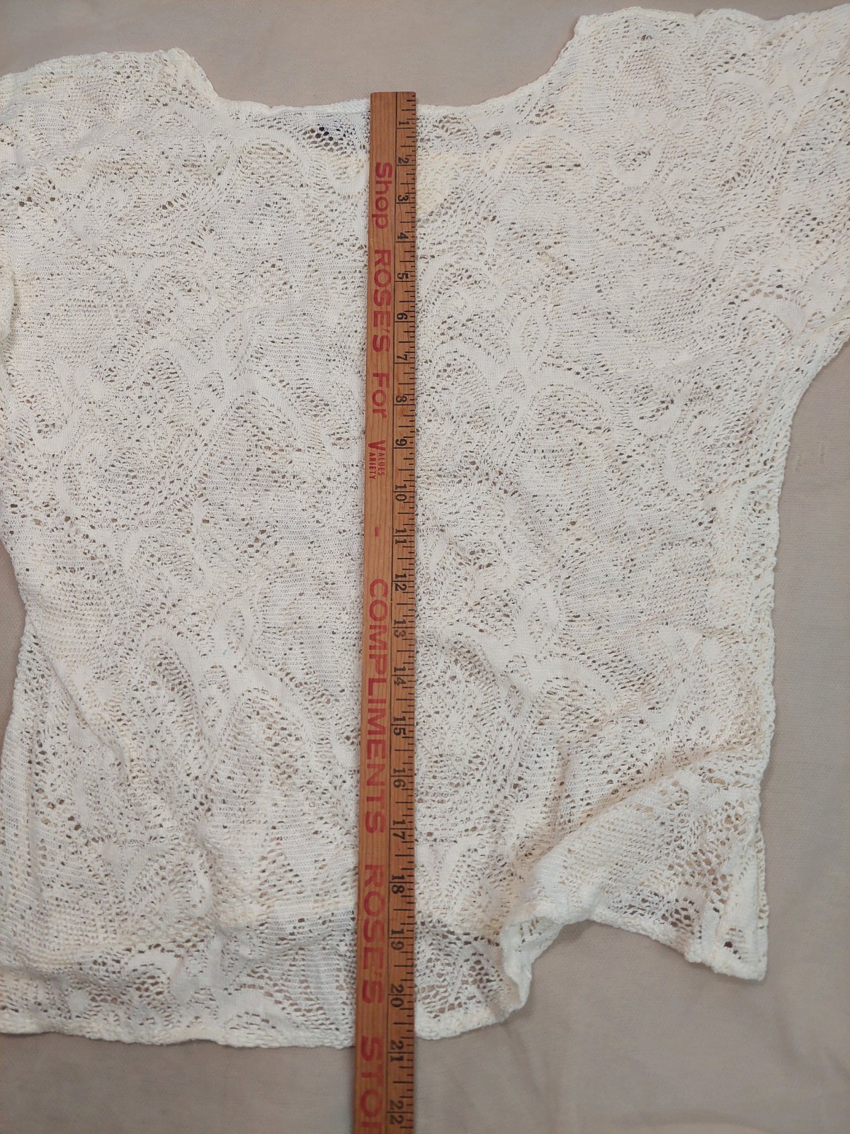 Vintage 90s Crochet Lace Crop Top Ivory Sheer Boho Cottagecore Womens Sm USA Y2K