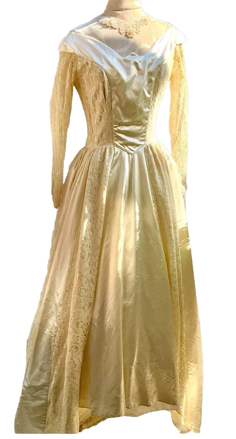Slipper Satin 1930-1940s Candlelight Color Wedding Dress Lace Pearls Train Small