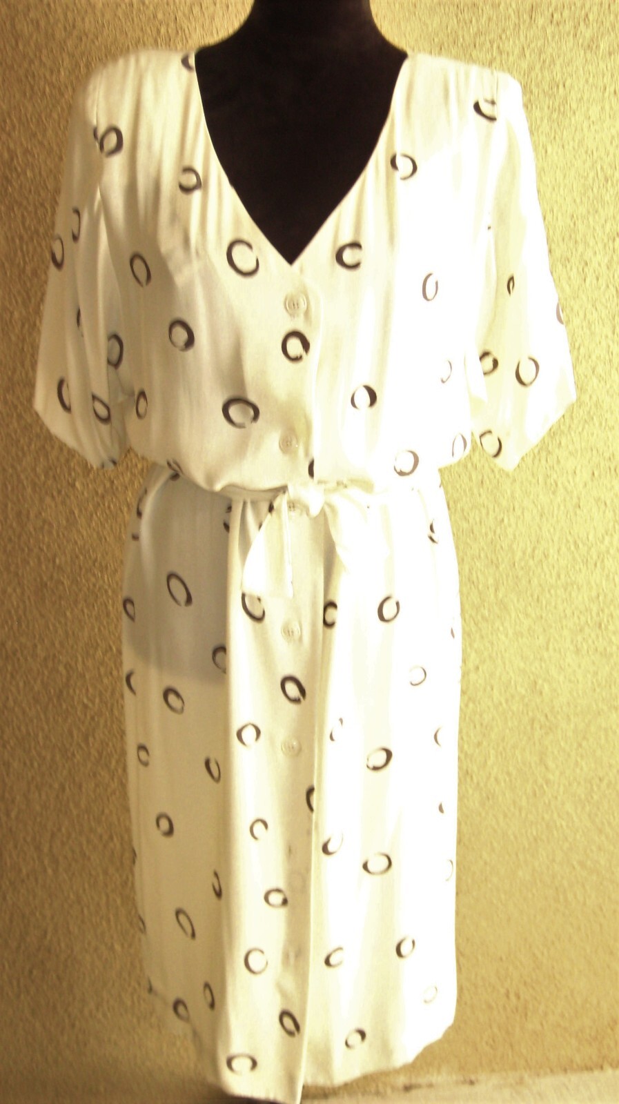 Vintage Warren Z I Magnin 80 cream abstract circles padded shoulder sheath dress