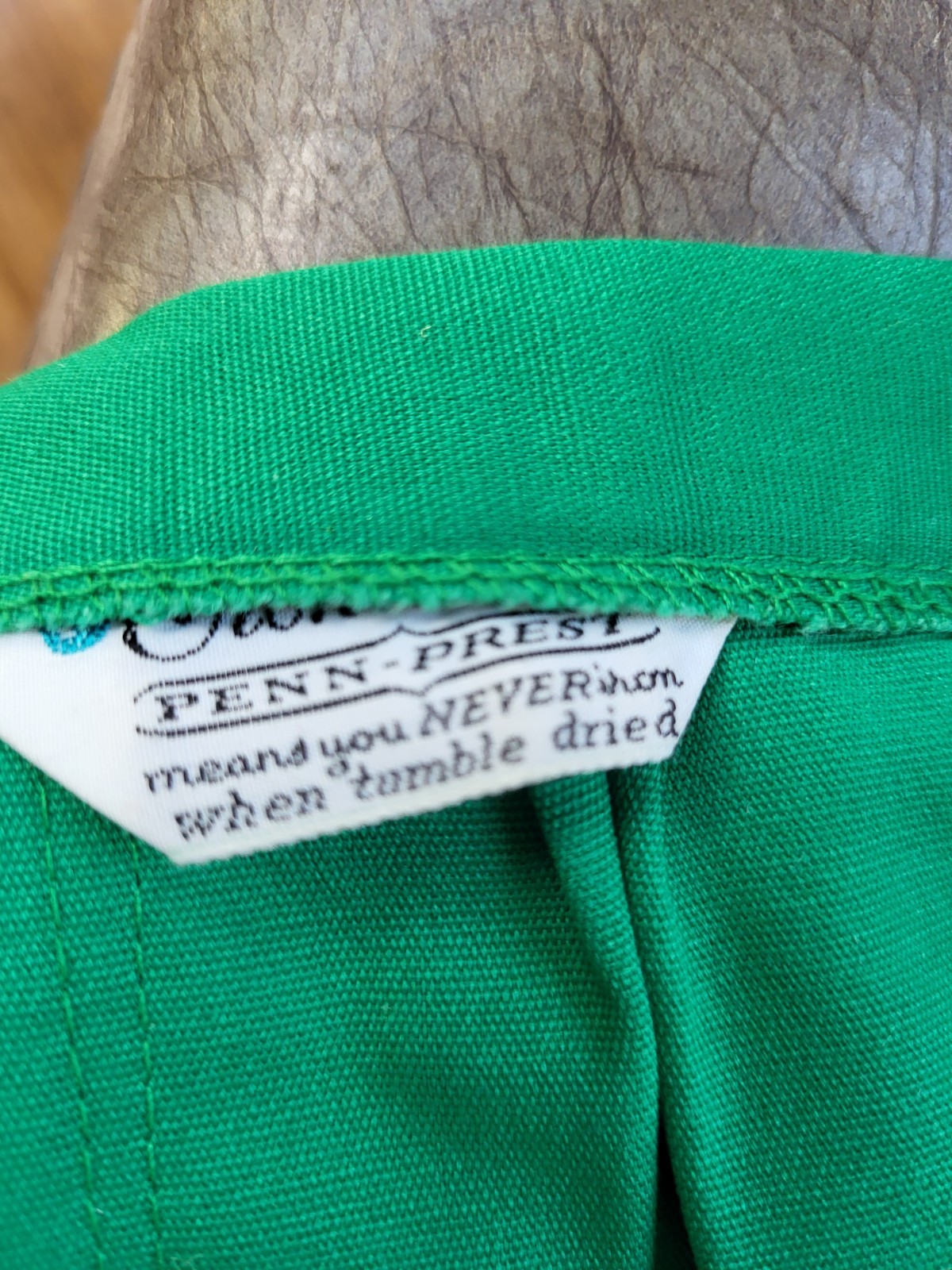 Glenbrooke 60s Polyester Green Pleated Skirt Size 4