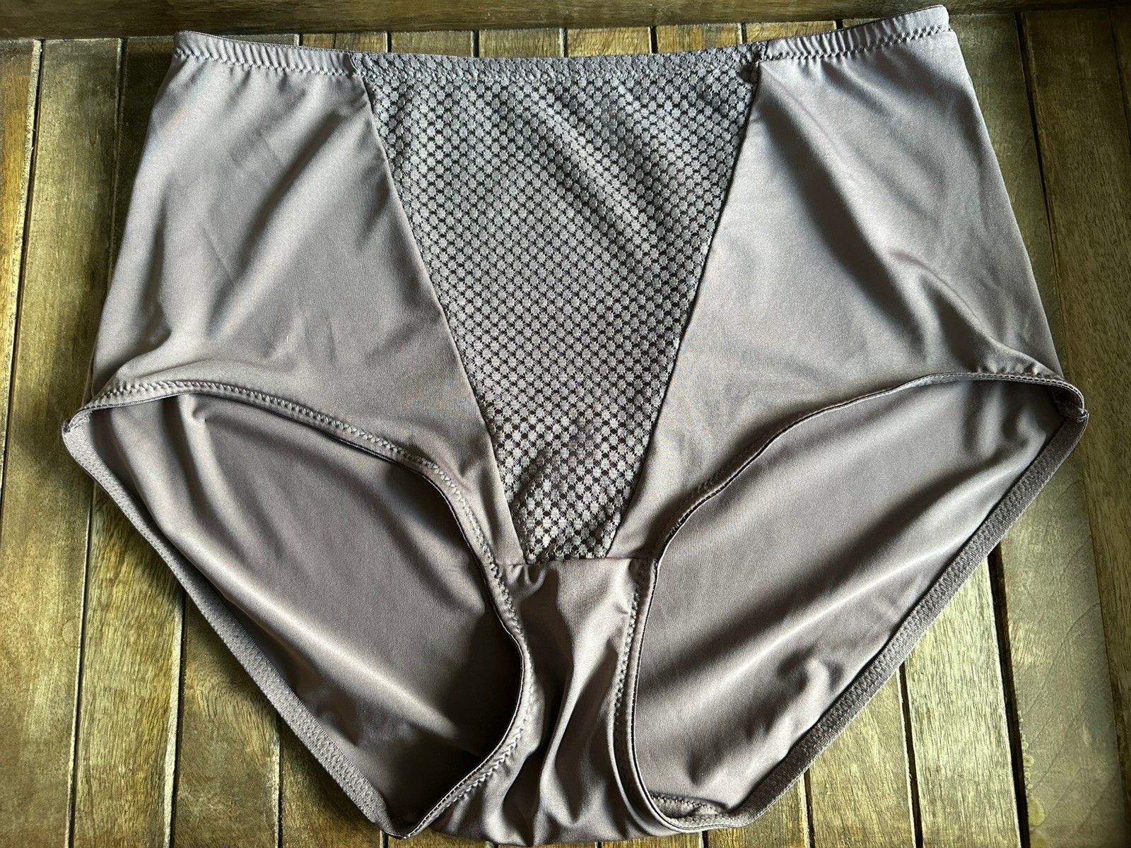 Vtg Torrid Curves 2X Nude Beige Brief Slimmer Panties Panty