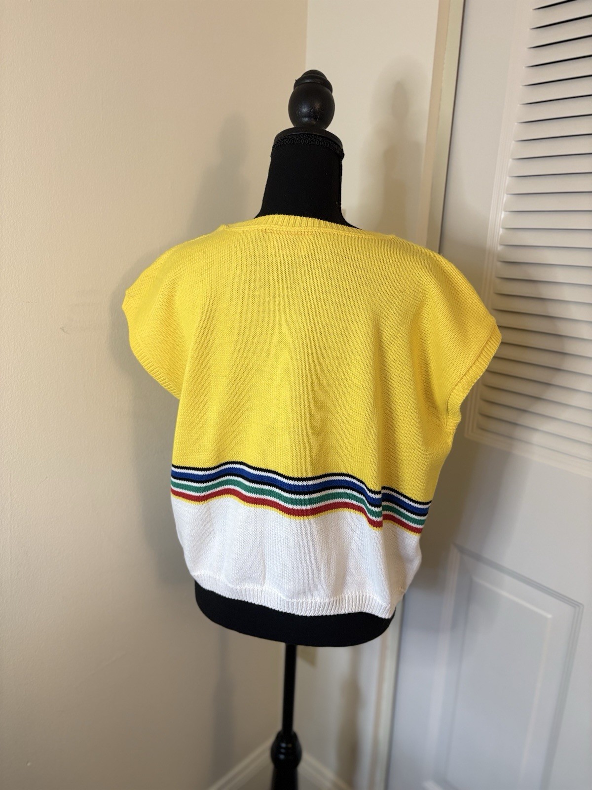 VTG 70s 80s Beldoch Popper Sweater Yellow Rainbow Stripe Knit Pockets