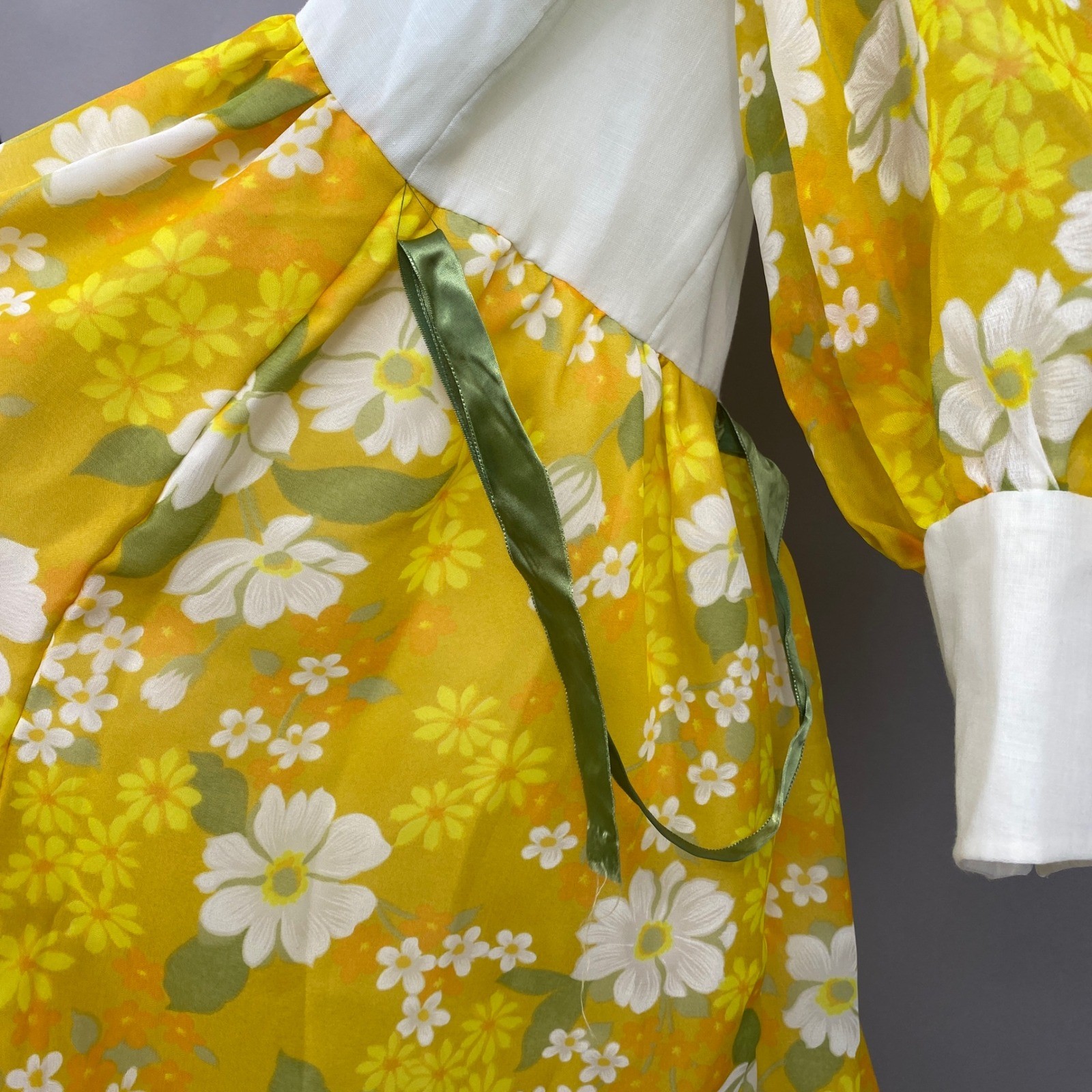 Vintage Flower Power Maxi Dress Womens Small Yellow Floral 70s Mod Psychedelic