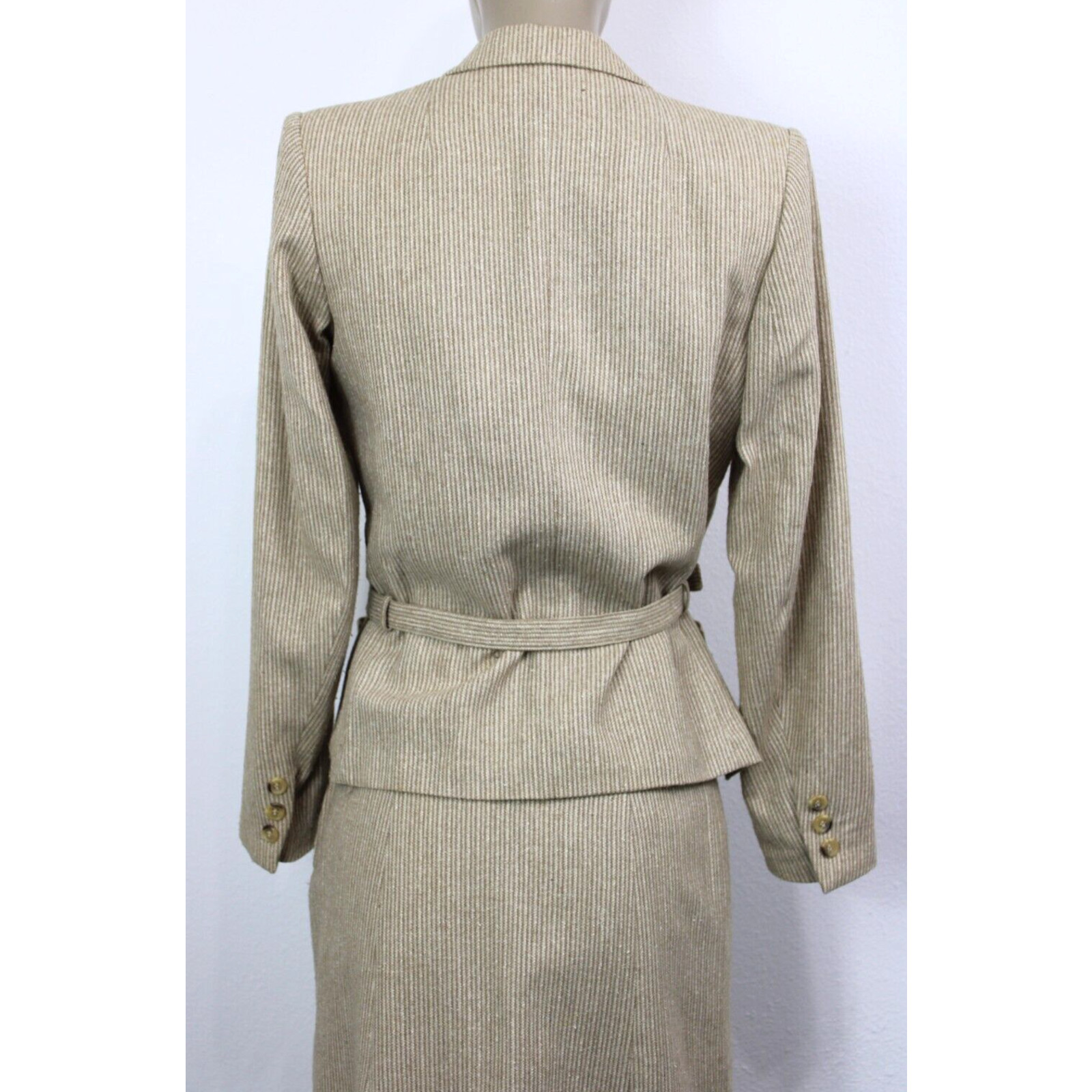 GUY LAROCHE Size 38 DIFFUSION Vintage Women’s Suit Jacket & Skirt Fitted France
