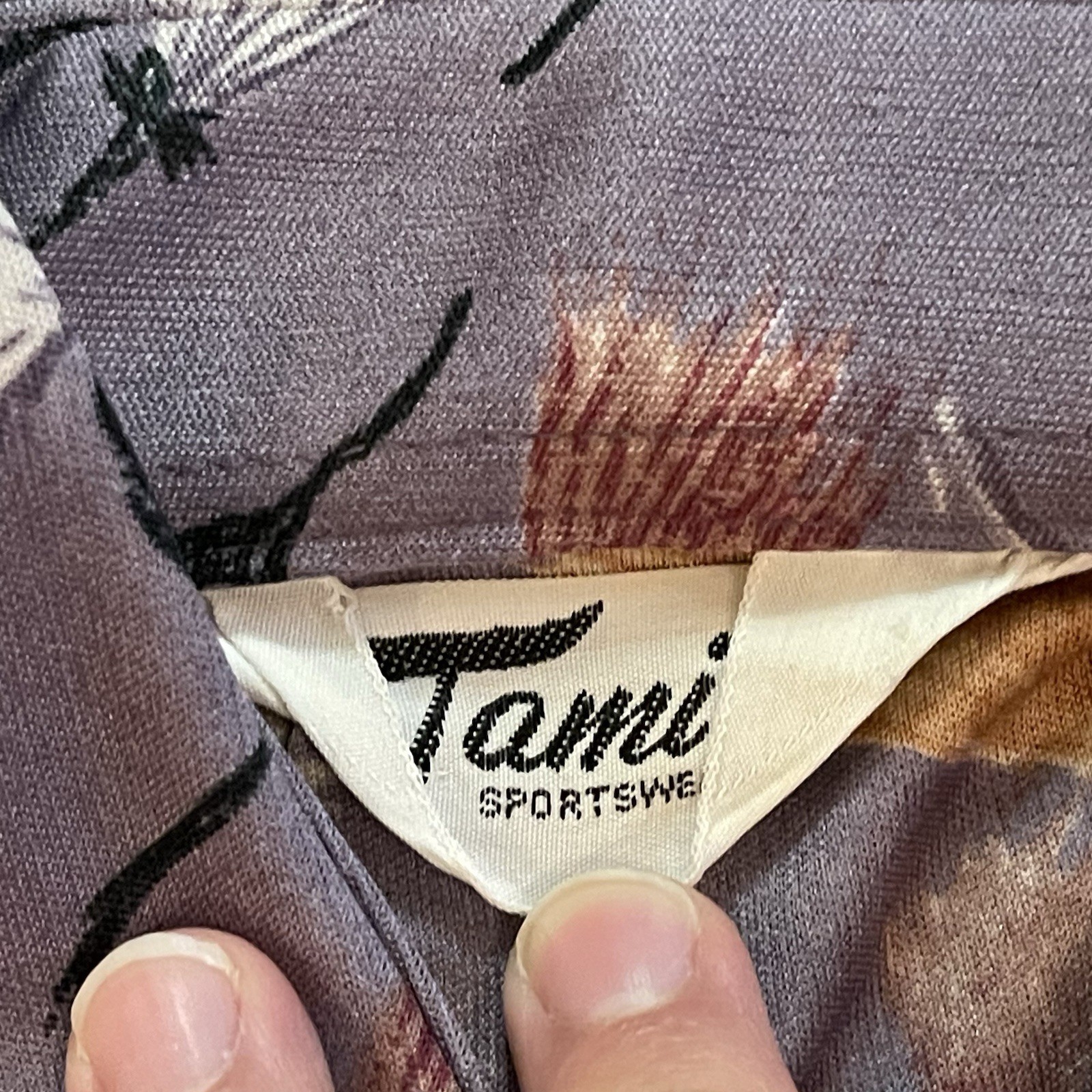 Vintage 1970’s Tami Nylon Shirt Purple Mauve Fall Floral Print Teen Size 11/12