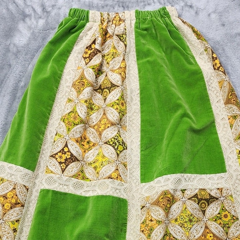 Vintage 70s Chessa Davis Skirt Women S Green Quilted Patchwork Velvet Lace Maxi