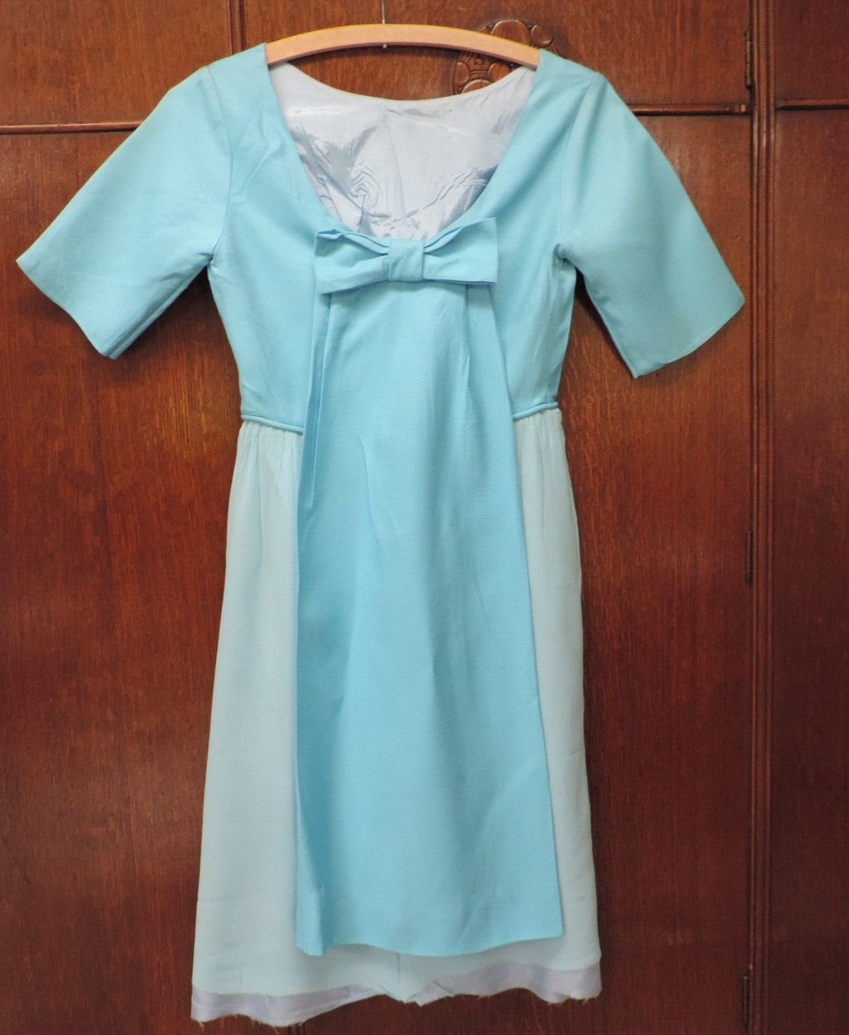 1970s Custom Evening Dress Short/Train Back/Blue/Chiffon/Silk B33 W26.5`