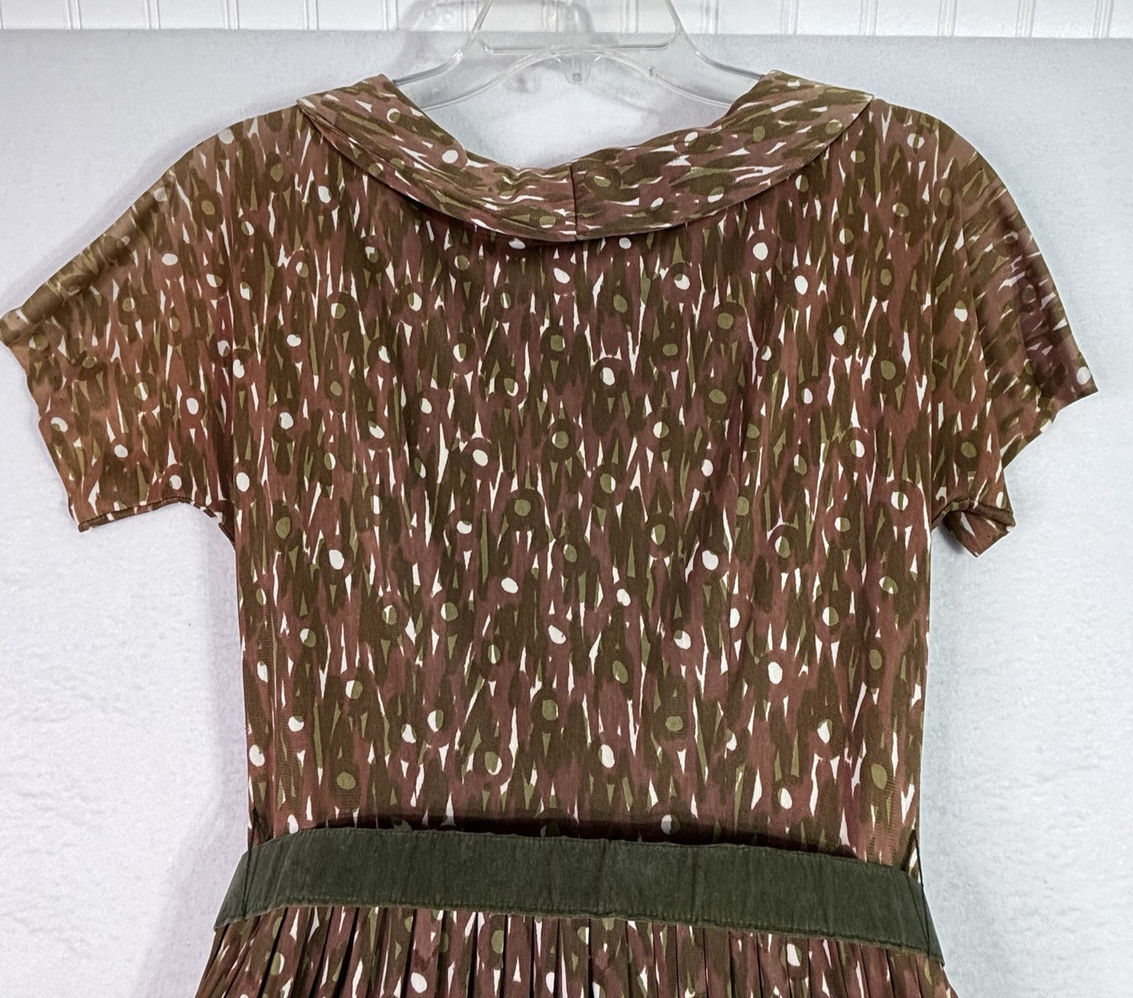 Vtg 60s Claire Tiffany Traveler Tea Dress 3 large buttons belted brown/green