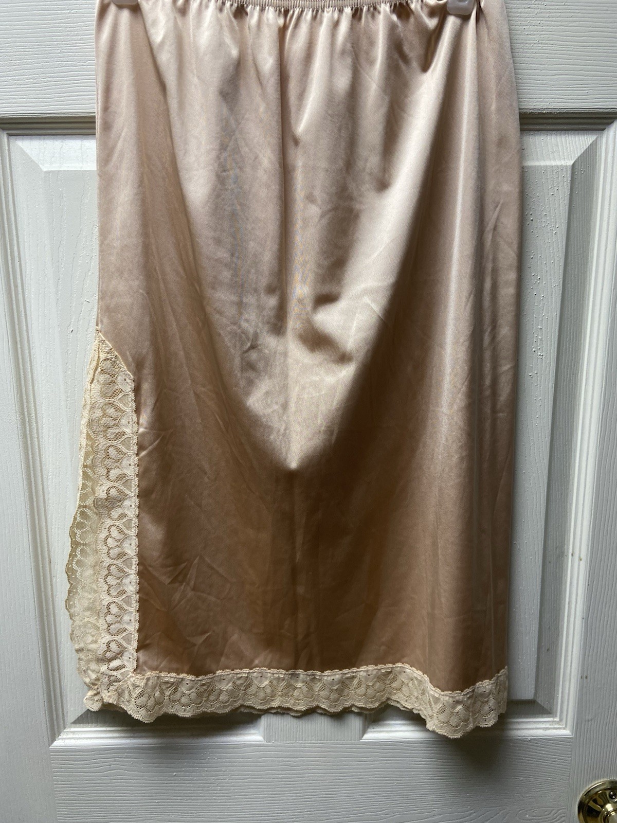 Vintage Blush Brand Nylon Lace Trim Half Slip Petticoat Large USA Made