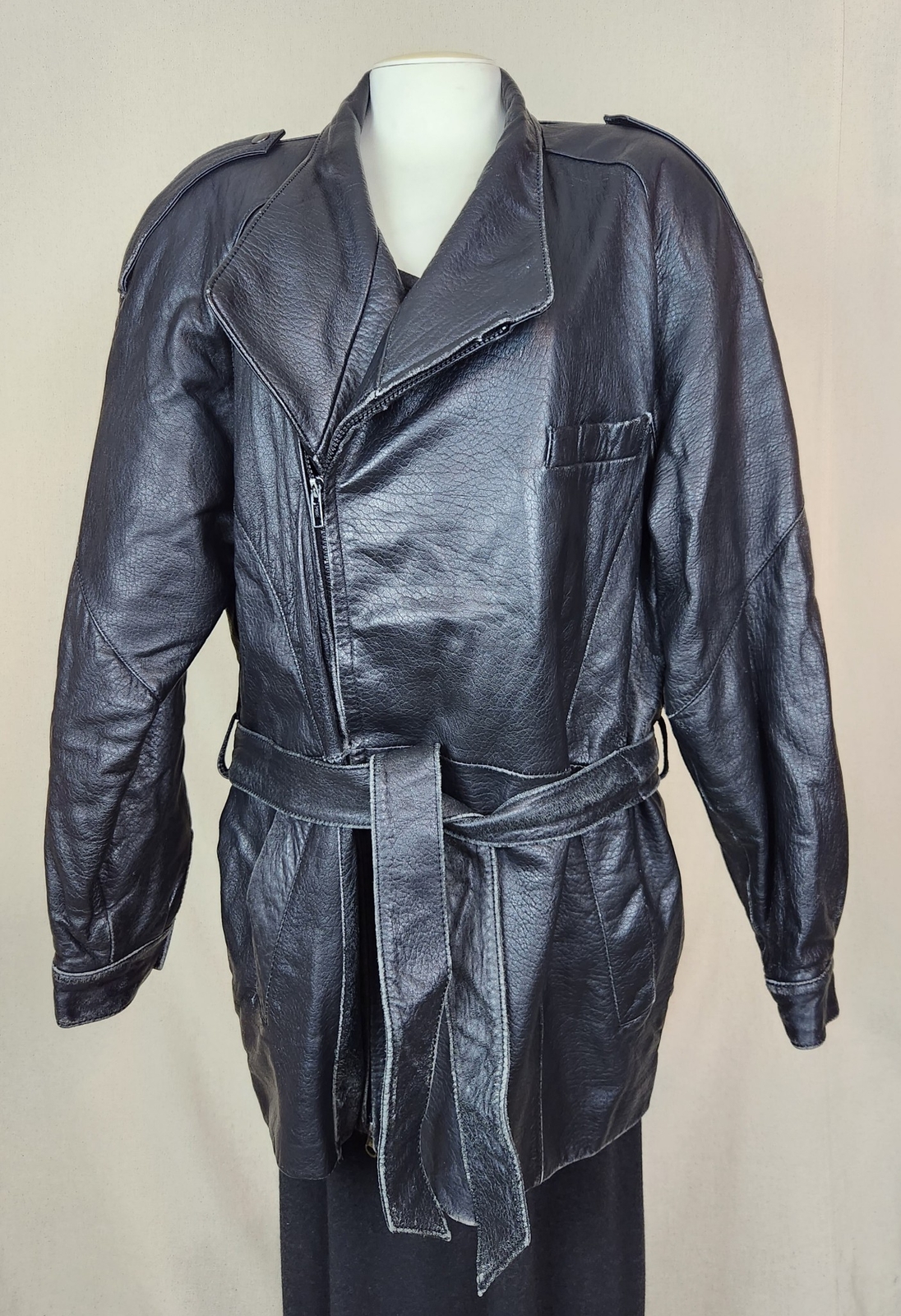 Vintage & Unique PELLE STUDIO Womens Black Leather Coat Jacket w/ Belt size M