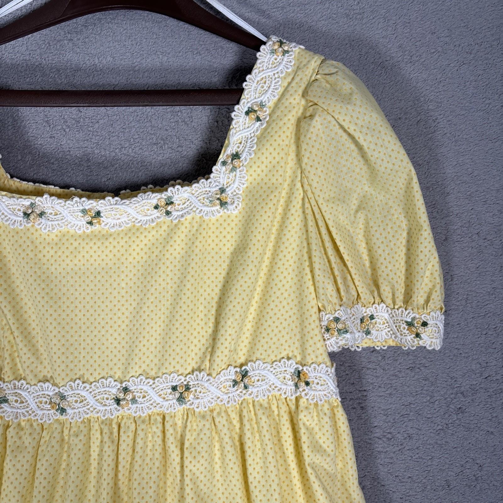 Vintage Yellow Polka Dot Prairie Maxi Dress Lace Trim Cottagecore Puff Sleeve