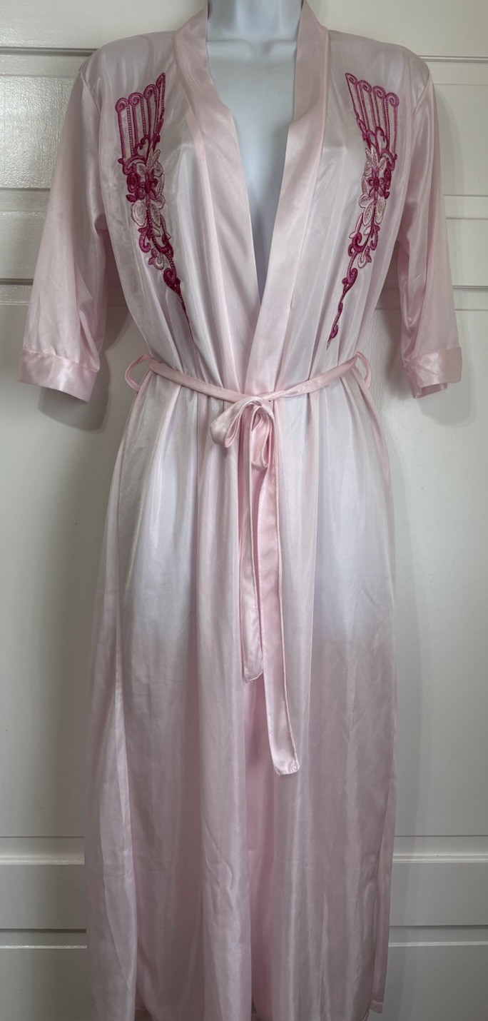 Vintage Lati Fashion Pink Midi Robe Dark Pink Embroidery Nylon Dressing Gown Med