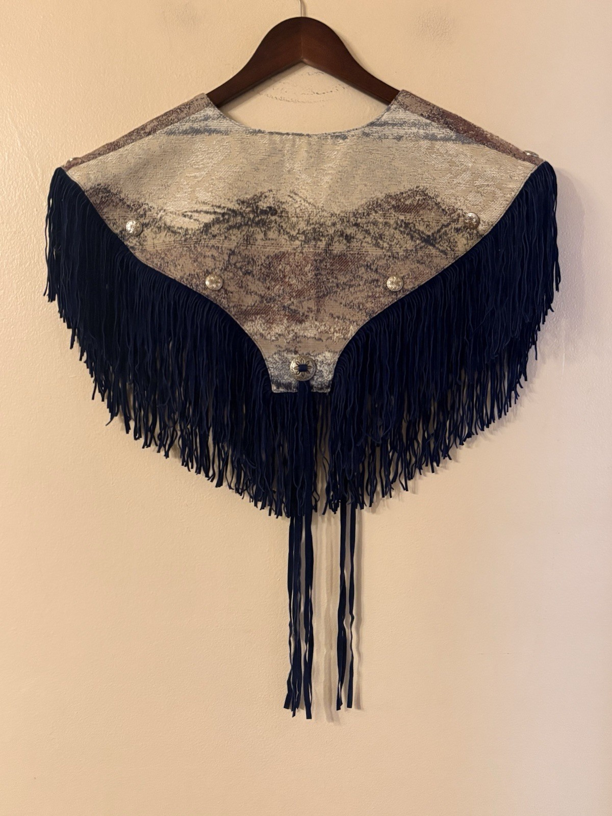 Vintage Western Collection Fringe Tapestry Shawl Size M Aztec Southwest Cowgirl