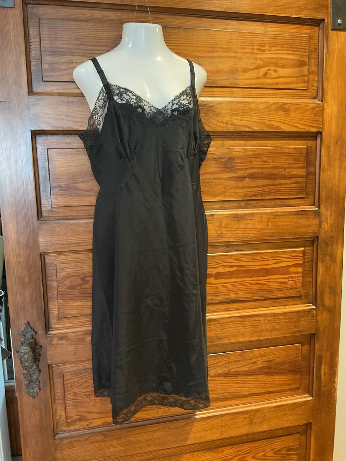 Vintage Barbizon Encore Black Crepe Remarque full Length slip size 40 lace hem