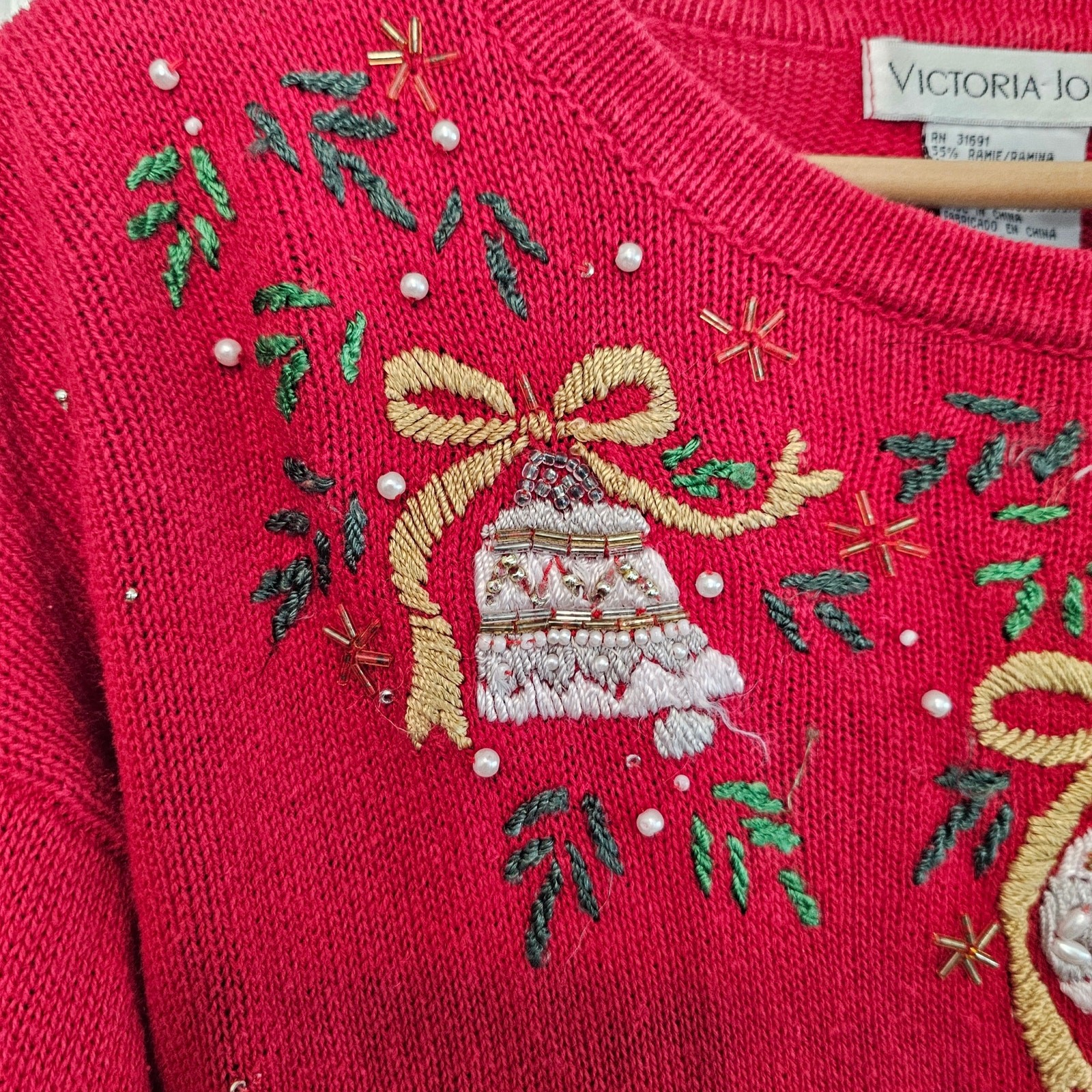 Vintage Christmas Sweater Women XL Red Embroidered Ornaments Holiday Beaded Glam