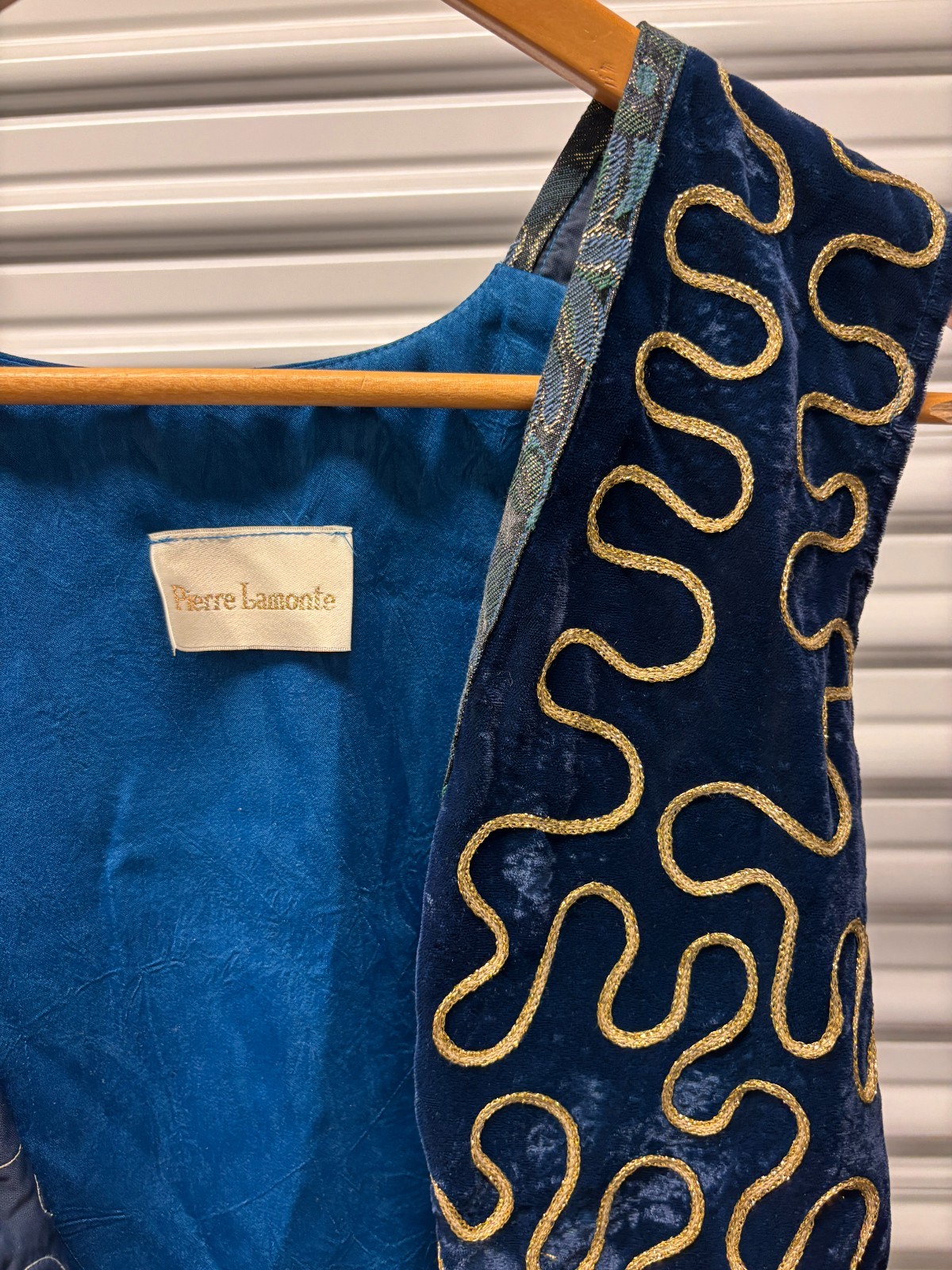 VTG Pierre Lamonte 80’s-90’s Vest Gold & Blue Waves Artistic