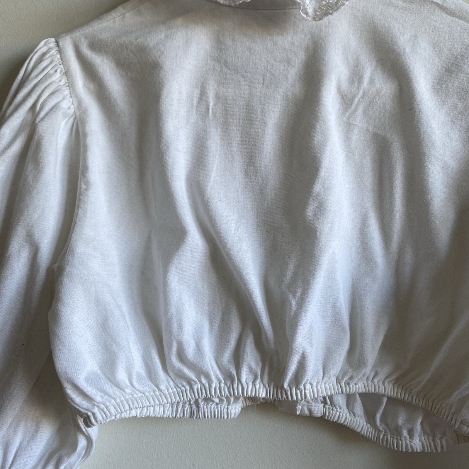 Vintage Austrian Dirndl Blouse 44 M L White Lace Puff Sleeve Cottagecore Top