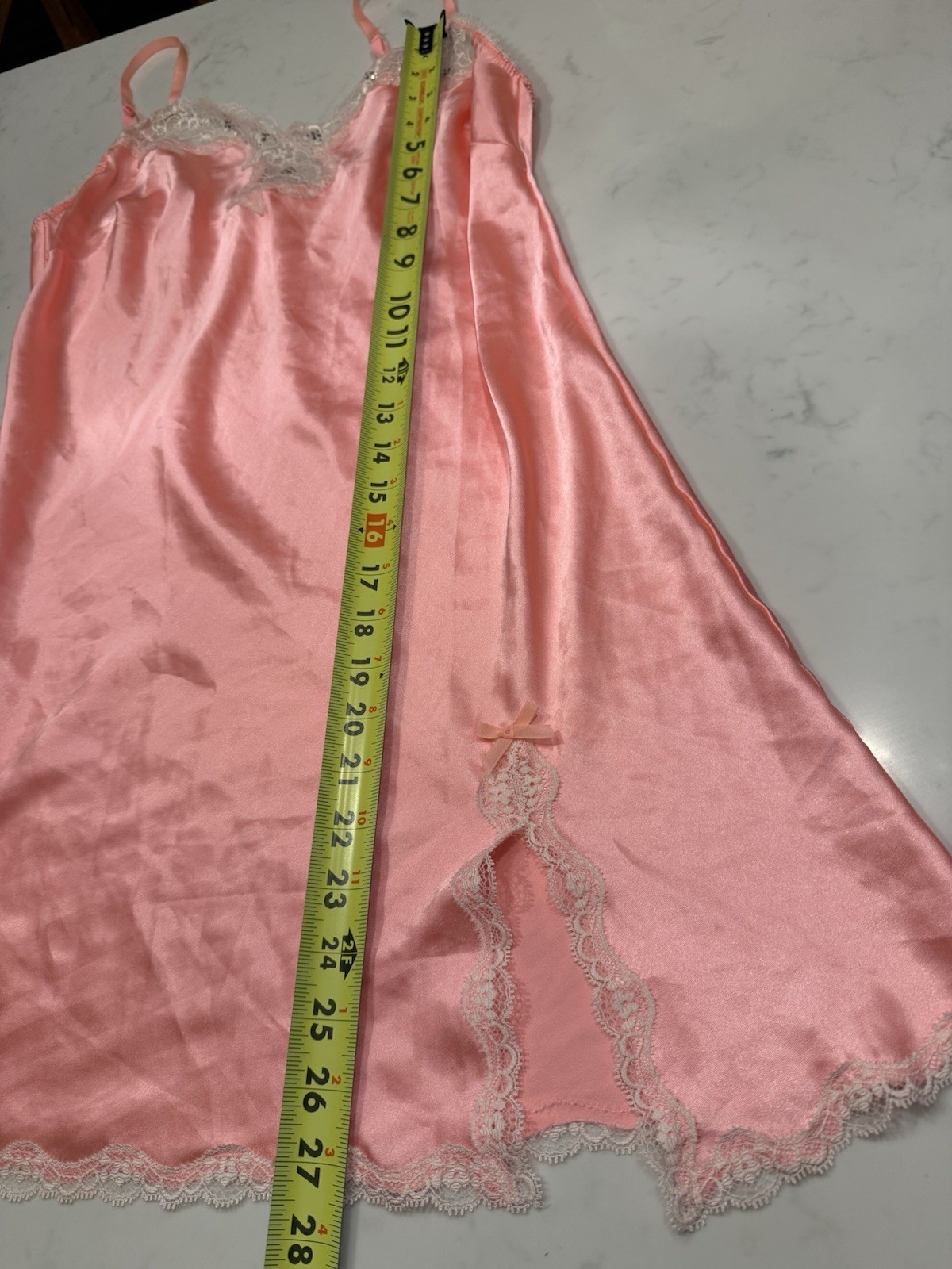 Vintage Victoria’s Secret Stain Pink Lace trim Mini Slip Dress Nightie Woman’s L