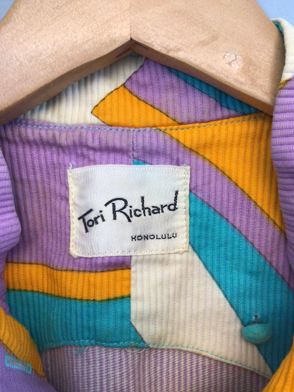 VINTAGE TORI RICHARDS HONOLULU COLORFUL 70’s MOD GOGO BUTTON WOMANS MINI DRESS