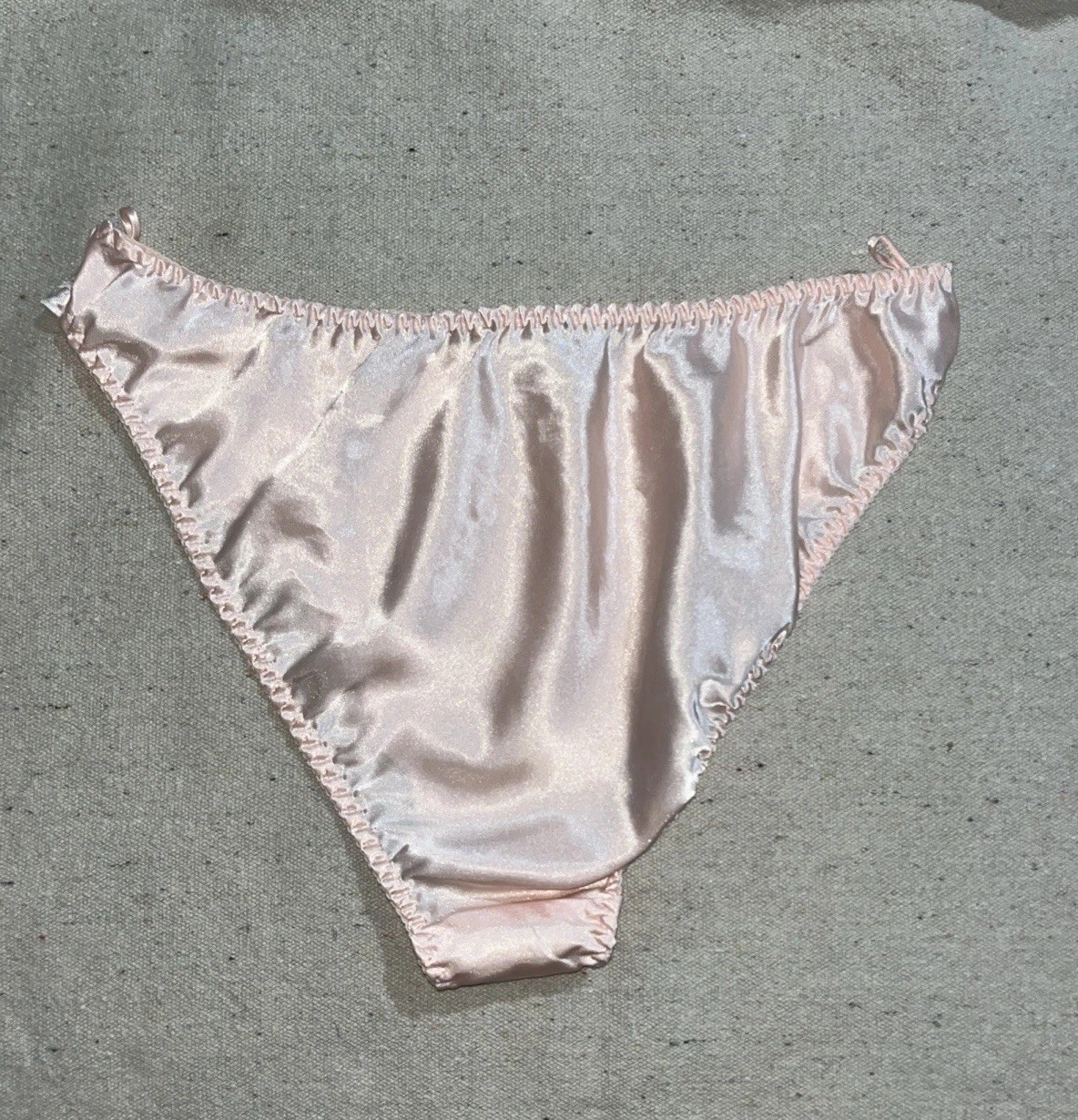 Vintage Morgan Taylor 90s Pink Shiny Satin Embroidered Sissy Shiny Panties M