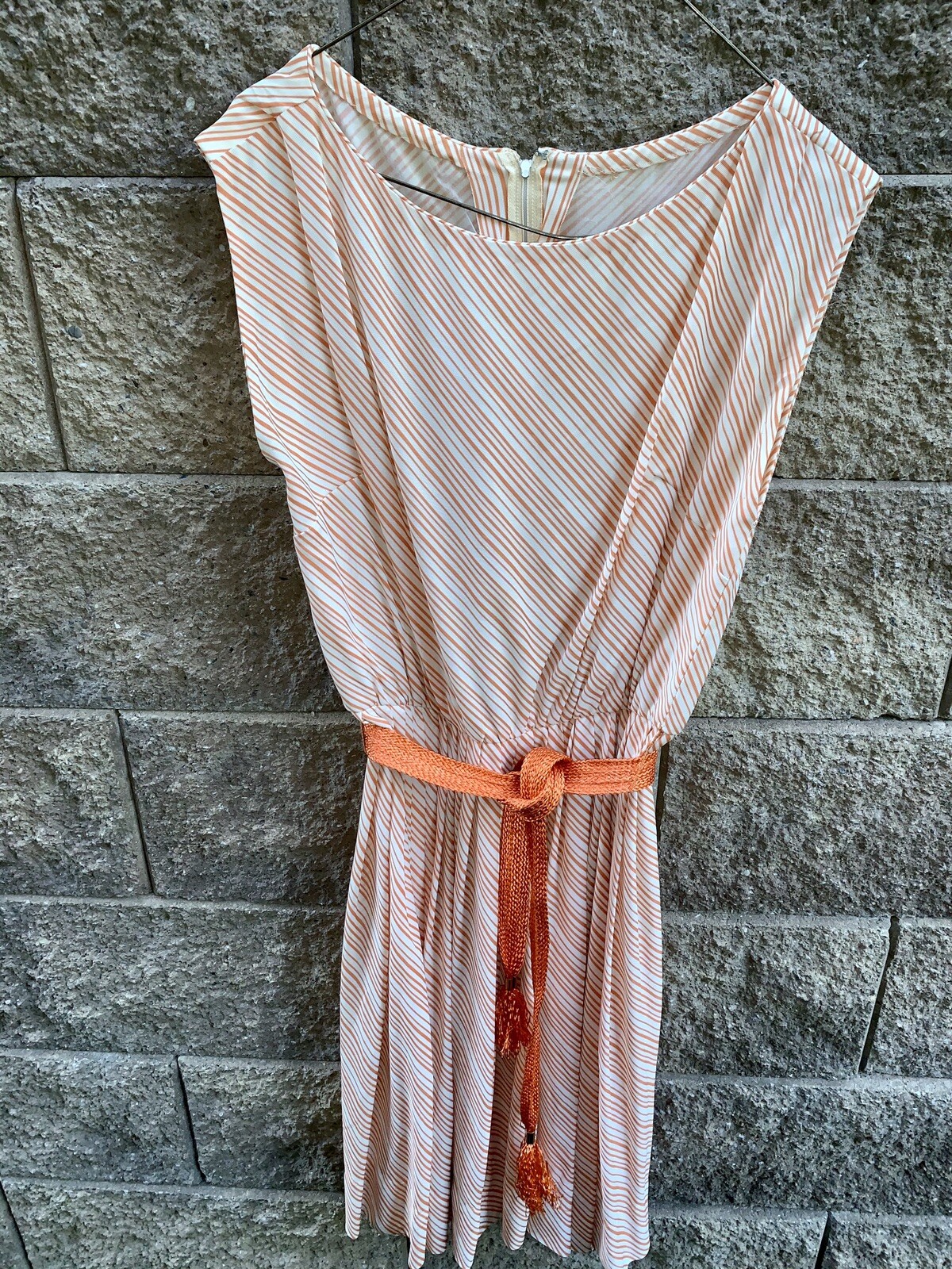 Vintage Woman’s L’Aiglon Rockabilly Orange Dress