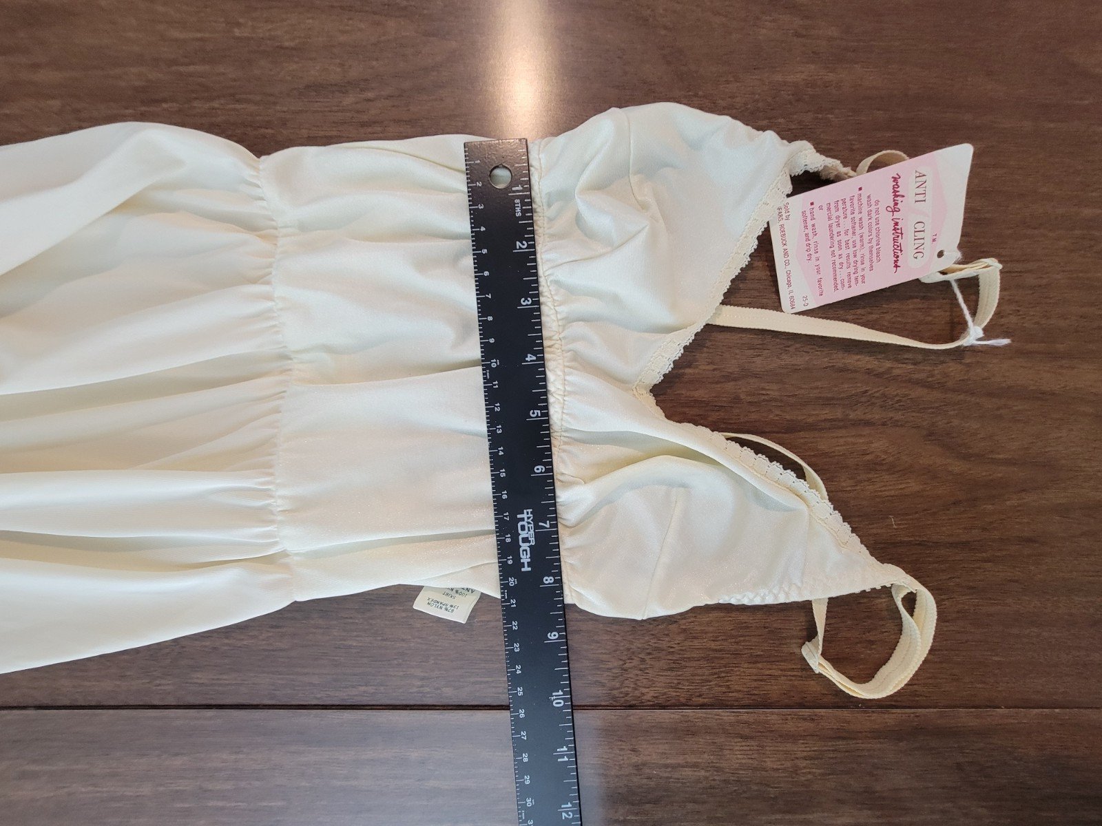 Vintage The Sears Doesnt Slip Low Back Anti-Cling Cream Formal Size 34 Deadstock