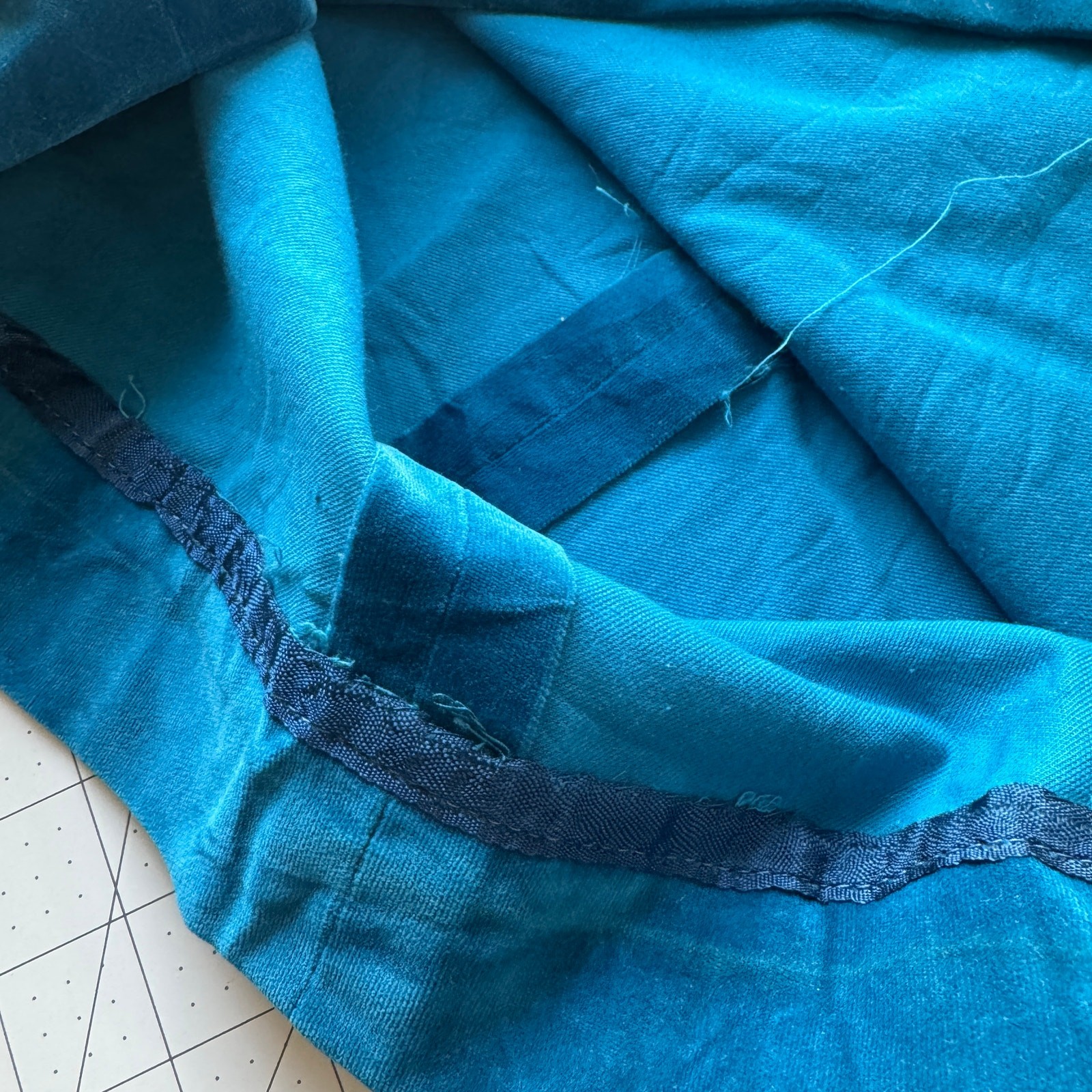 Vintage 60s Ilene Ricky Aqua Blue Velvet Dress Mod Empire Waist Tie Size XS