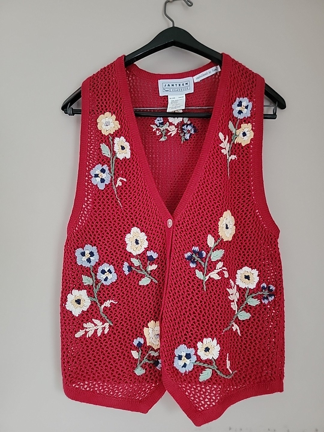 Jantzen Classics Crocheted Vest Embroidered Small Mesh Flounce Femenine Vintage