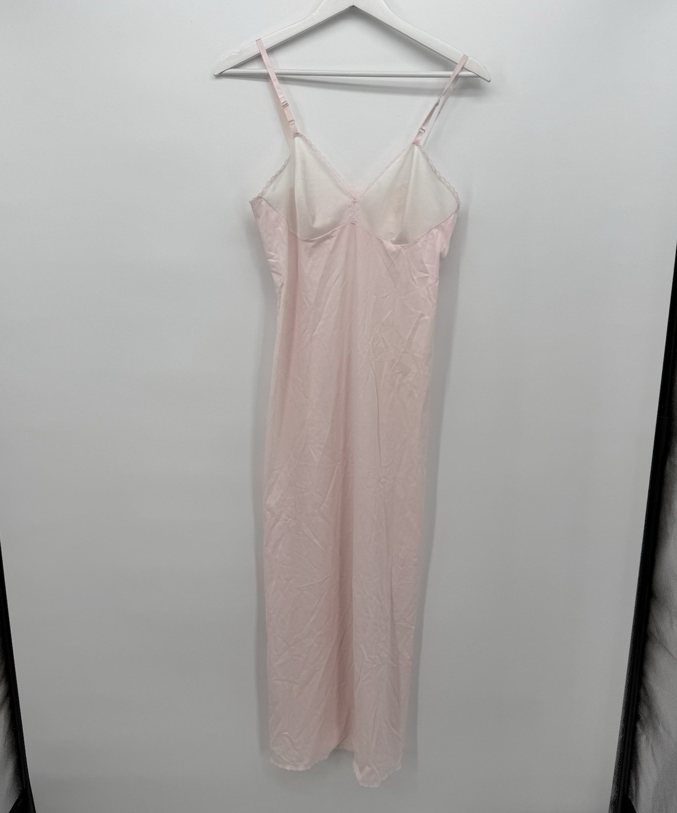 Vanity Fair Vintage Light Pink Slip Dress Size 34 Classic Nylon