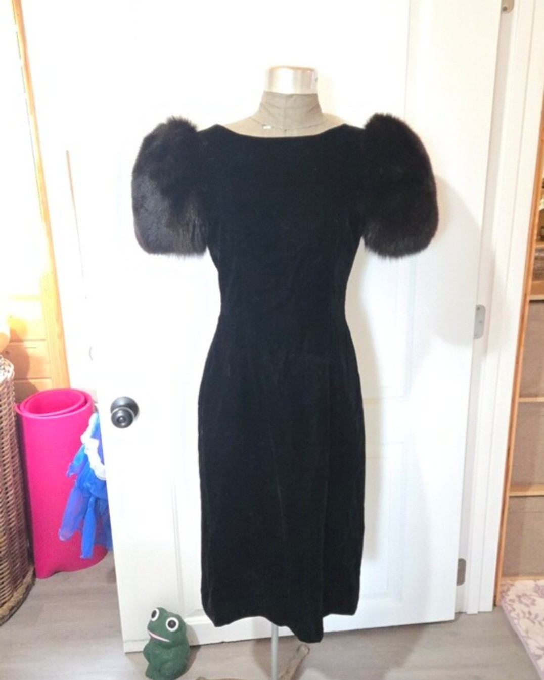 Vintage 1980s Victor Costa Black Velvet Dress with Mink Puff Sleeves, Size 6?